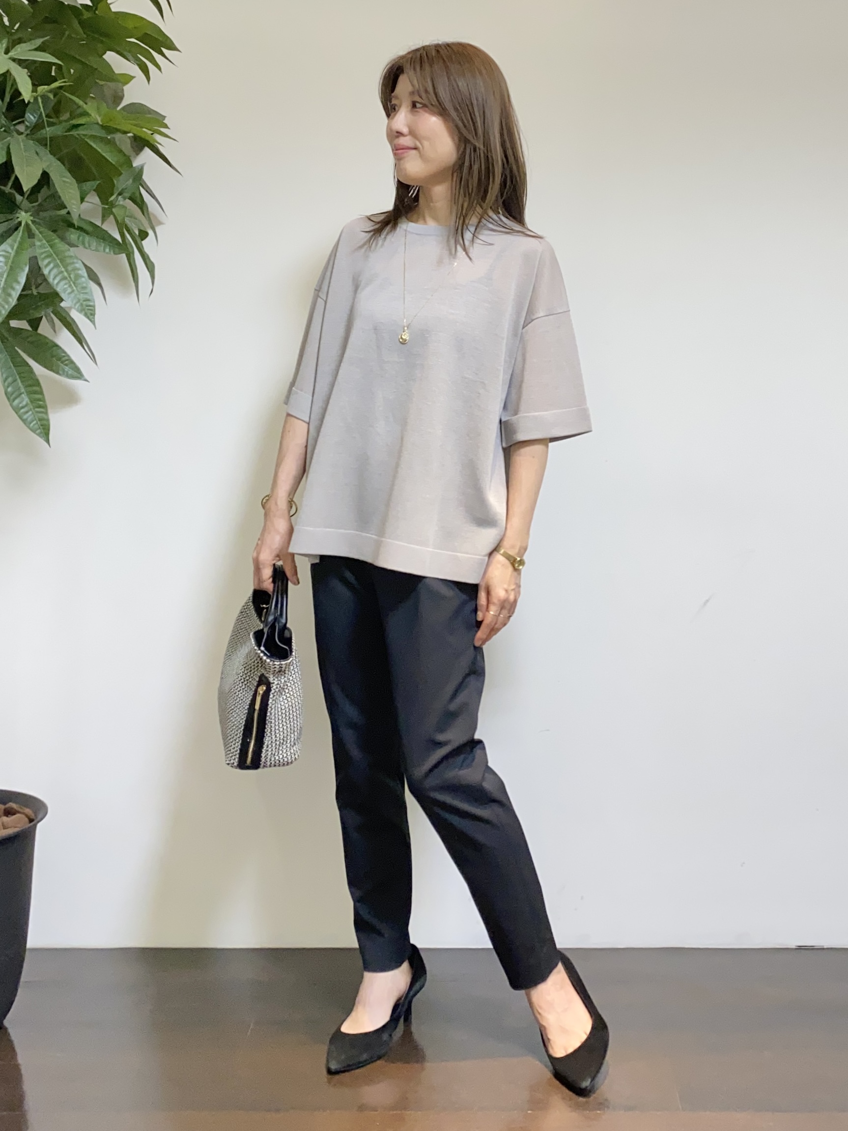 tomoさんの「UNTITLED｜◆【程よいシアー感/洗える】エアリーバイオジャケット」を使ったコーディネート