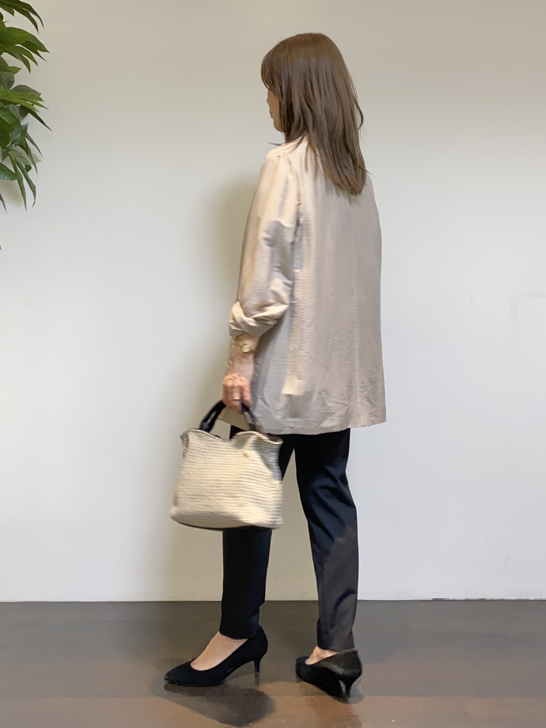 tomoさんの「UNTITLED｜◆【程よいシアー感/洗える】エアリーバイオジャケット」を使ったコーディネート