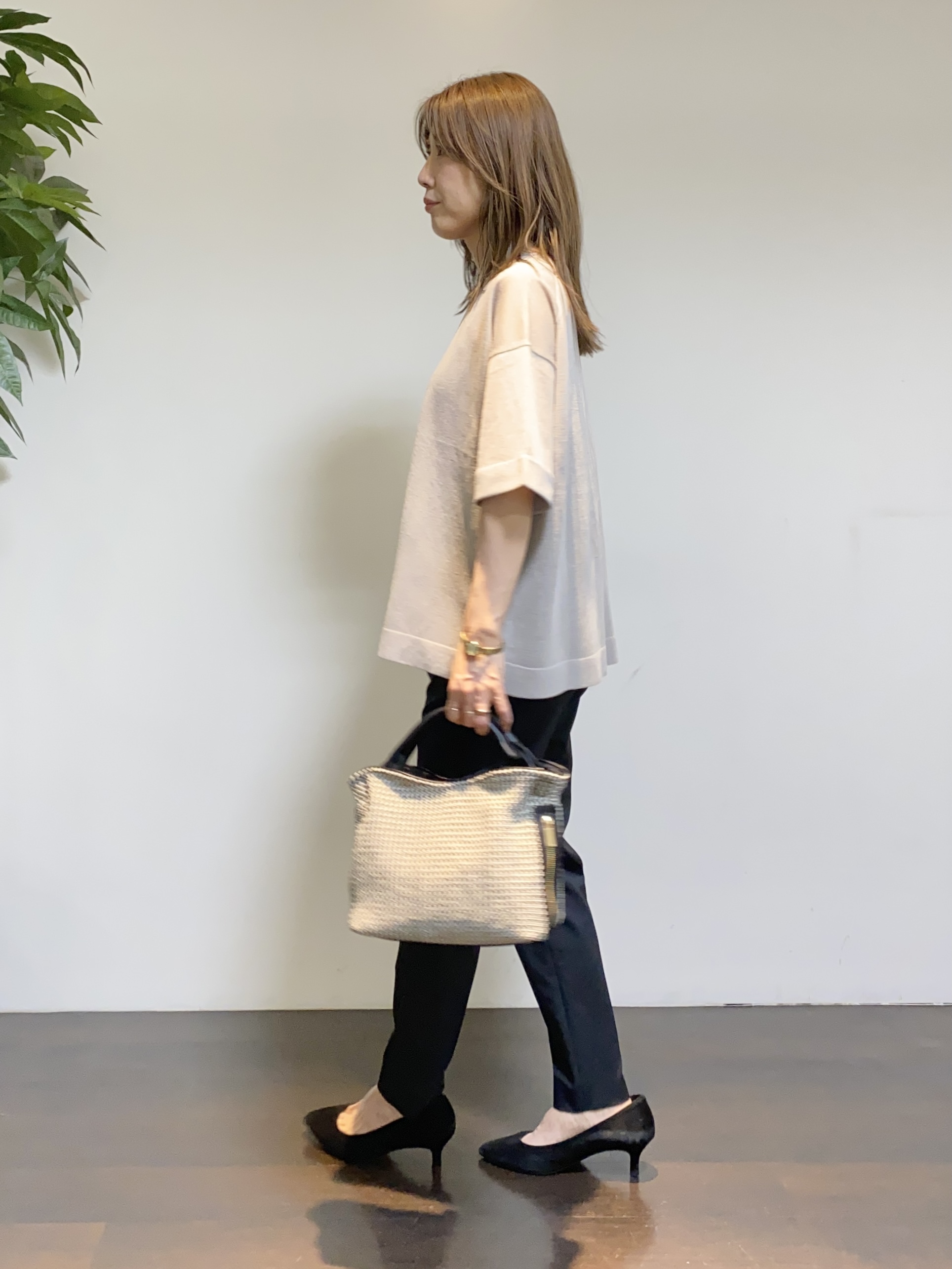 tomoさんの「UNTITLED｜◆【程よいシアー感/洗える】エアリーバイオジャケット」を使ったコーディネート
