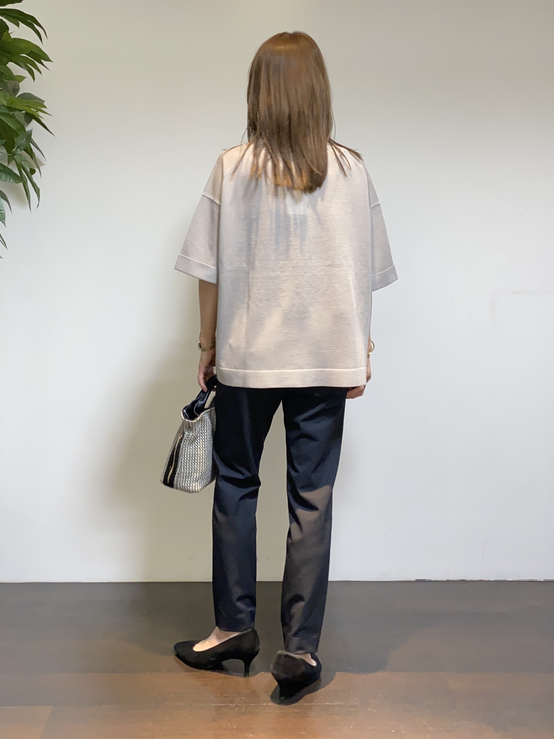 tomoさんの「UNTITLED｜◆【程よいシアー感/洗える】エアリーバイオジャケット」を使ったコーディネート