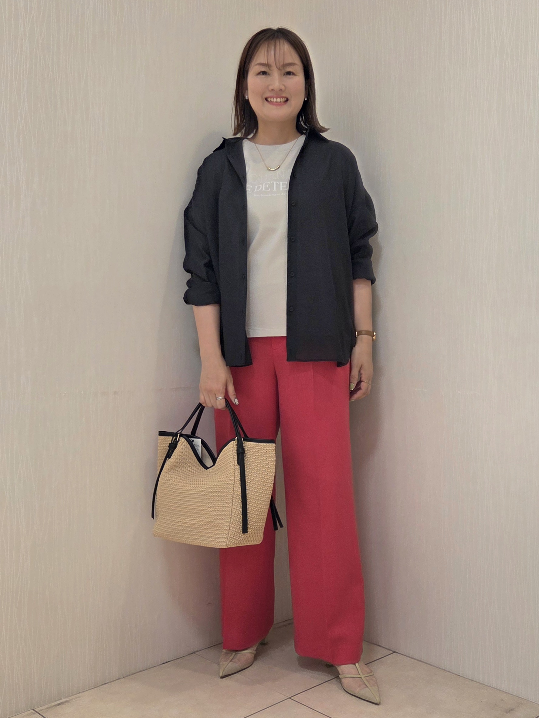 naokoさんの「UNTITLED｜◆【2WAY/マシンウォッシャブル】カシュクールデザインシャツ」を使ったコーディネート