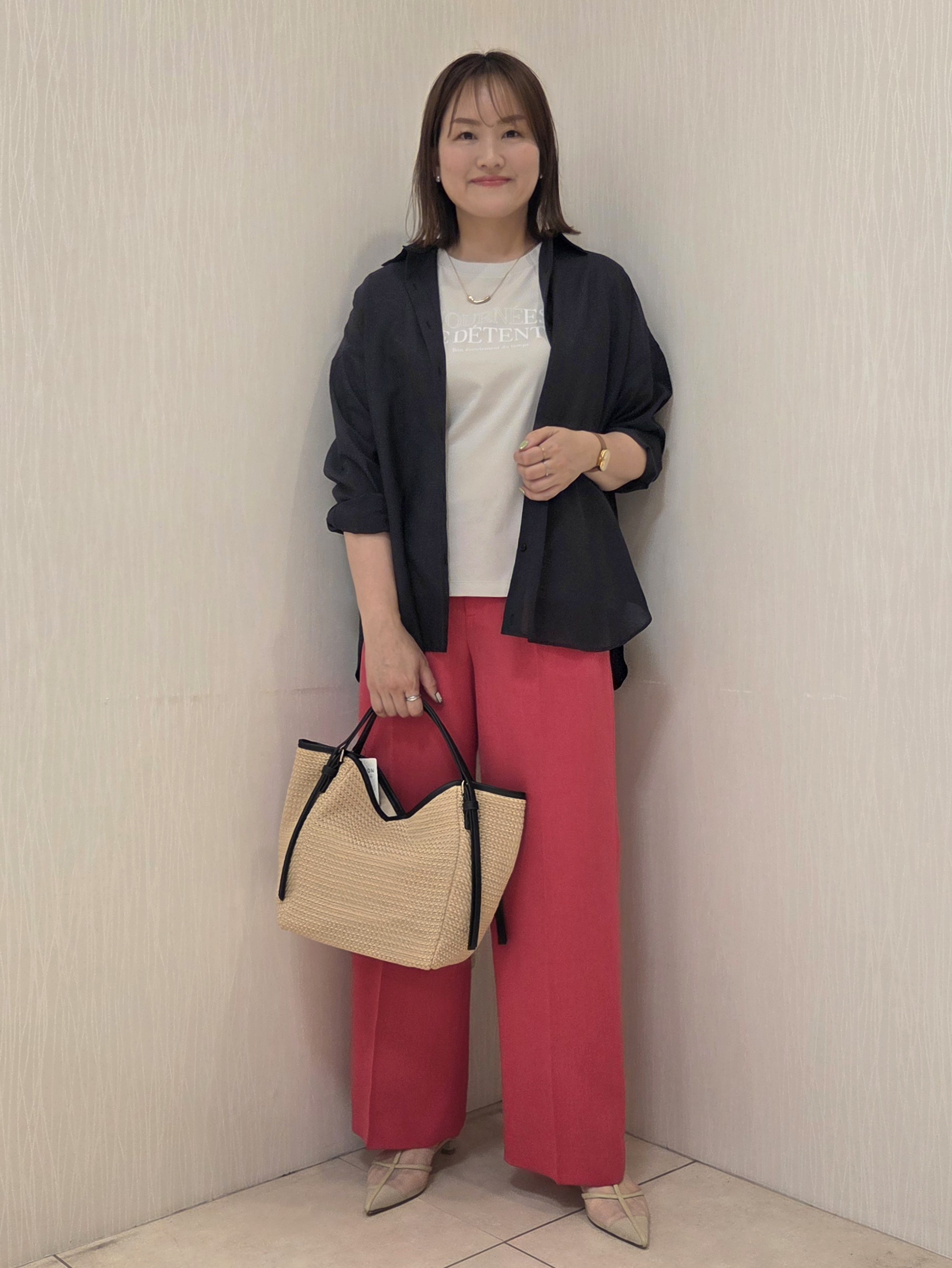 naokoさんの「UNTITLED｜◆【2WAY/マシンウォッシャブル】カシュクールデザインシャツ」を使ったコーディネート