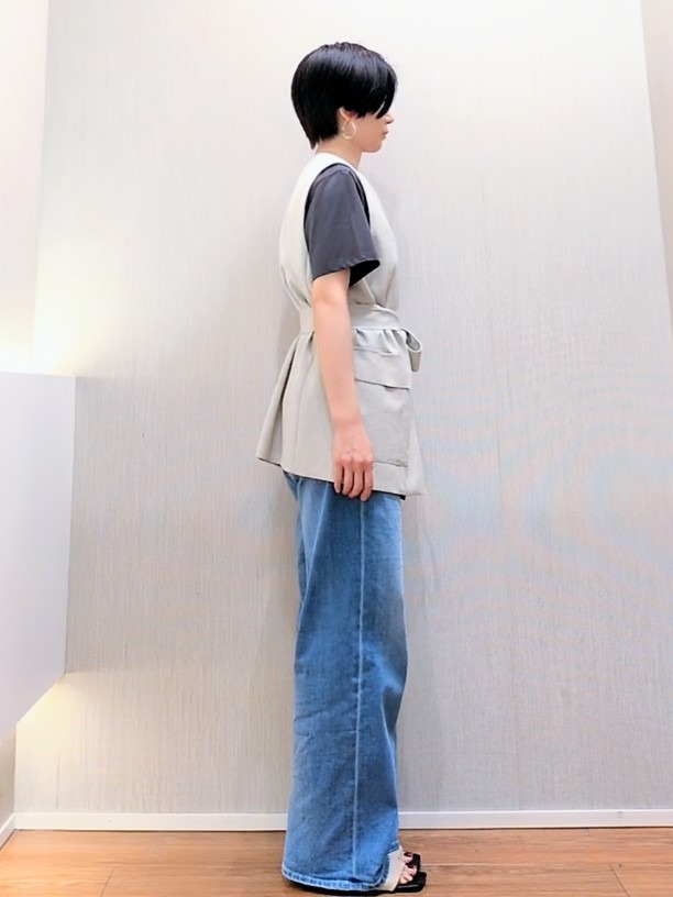 ミズタさんの「UNTITLED｜【セットアップ可/UV/接触冷感】スラブキーネックジレ」を使ったコーディネート