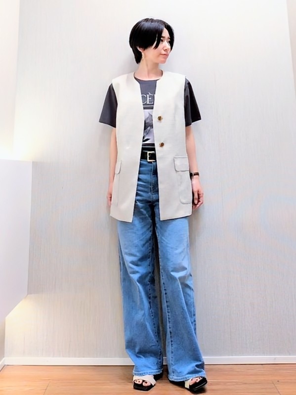 ミズタさんの「UNTITLED｜【セットアップ可/UV/接触冷感】スラブキーネックジレ」を使ったコーディネート