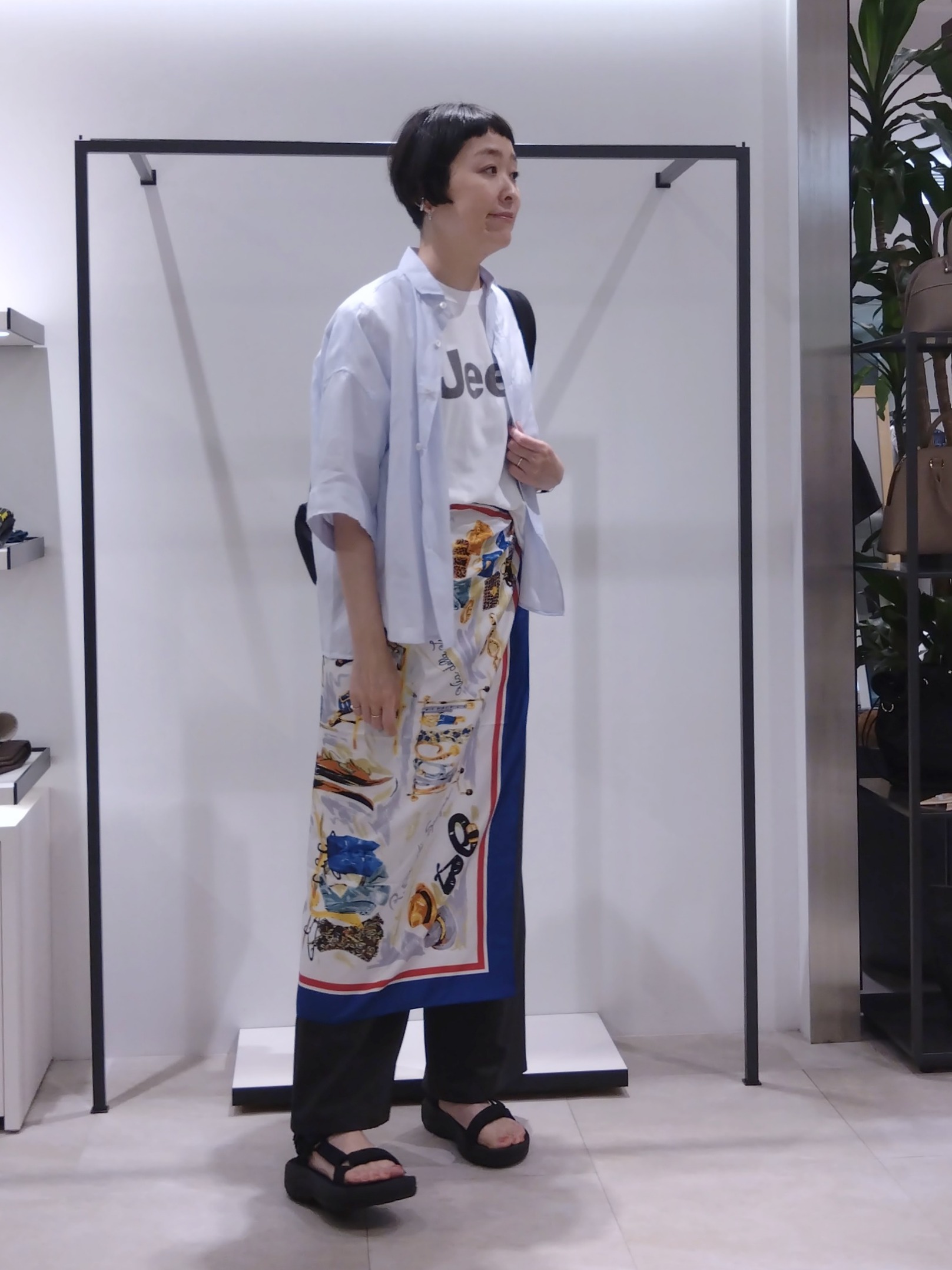 まちこさんの「UNTITLED｜【TICCA】リネン半袖シャツ」を使ったコーディネート