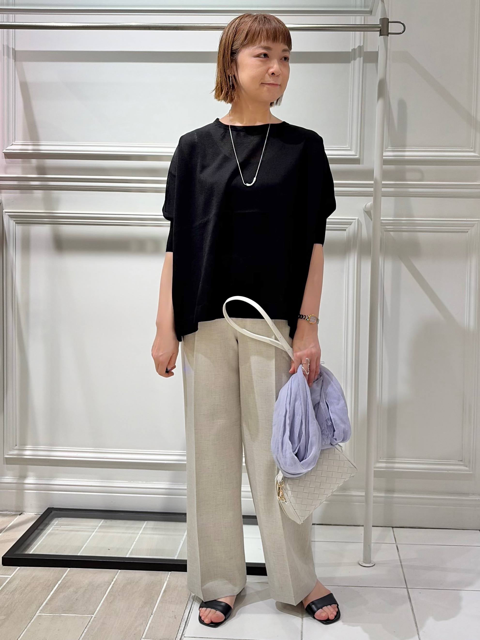 AKKOさんの「UNTITLED｜【アンサンブル可/洗える】シアーレーヨンニット」を使ったコーディネート