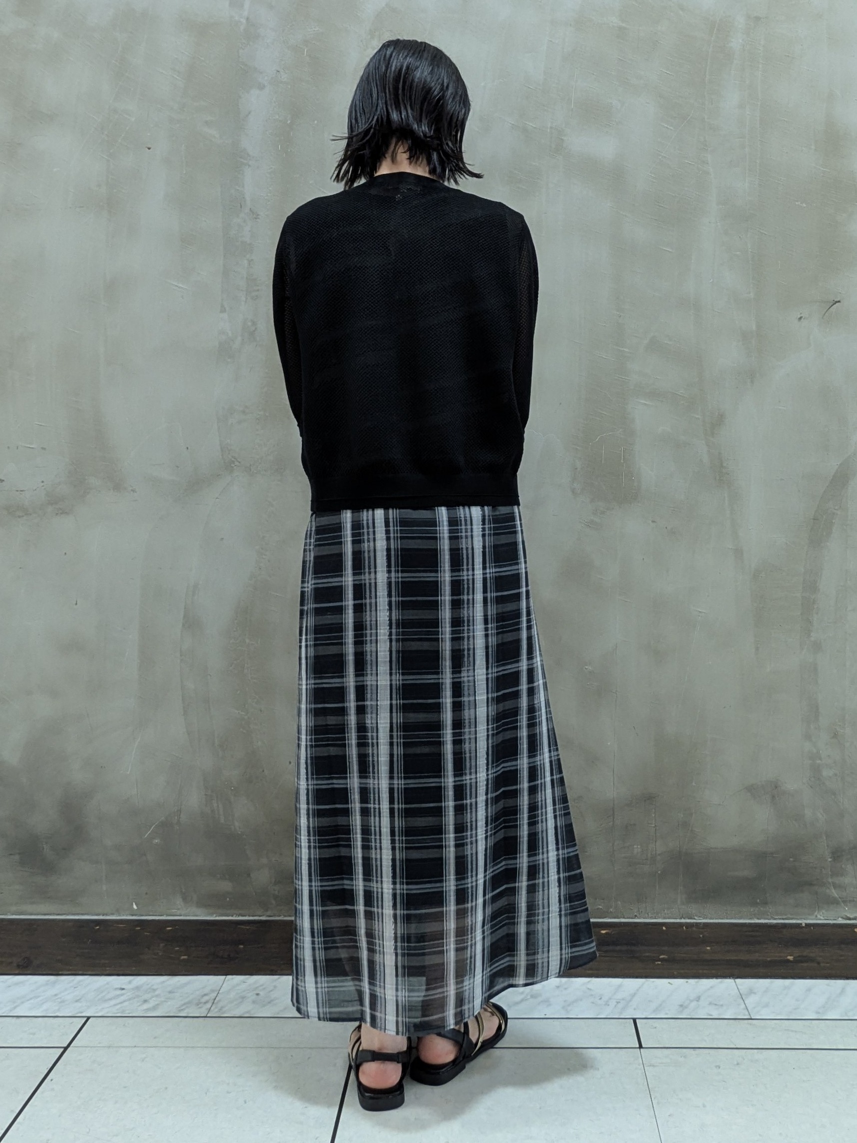 shioさんの「grove｜【洗える】透けない、大人のメッシュカーディガン」を使ったコーディネート