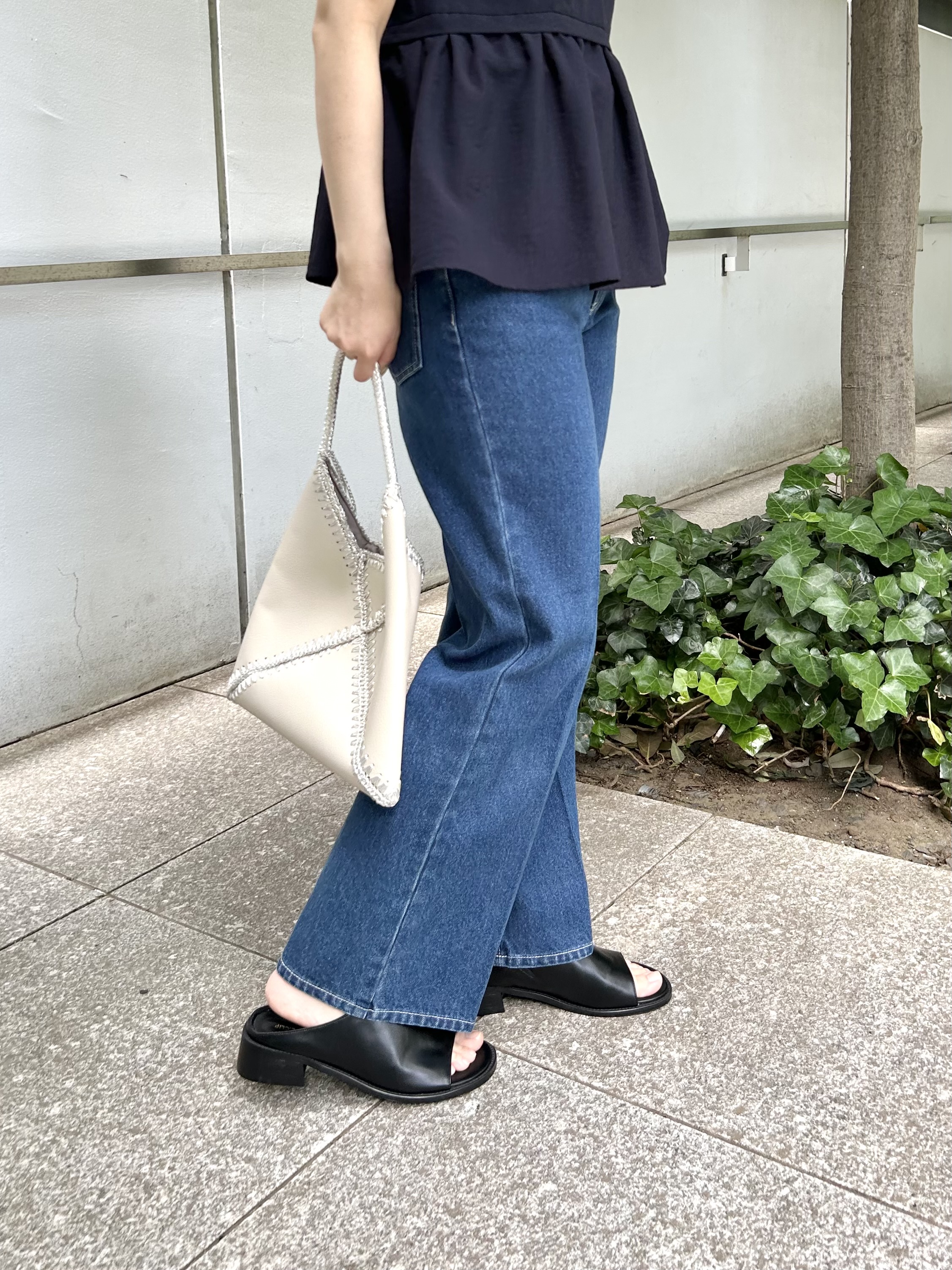 RINAさんの「index｜【吸水速乾/接触冷感】タンブラーブッチャーペプラムキャミ《防シワ/イージーアイロン/洗濯機OK》」を使ったコーディネート