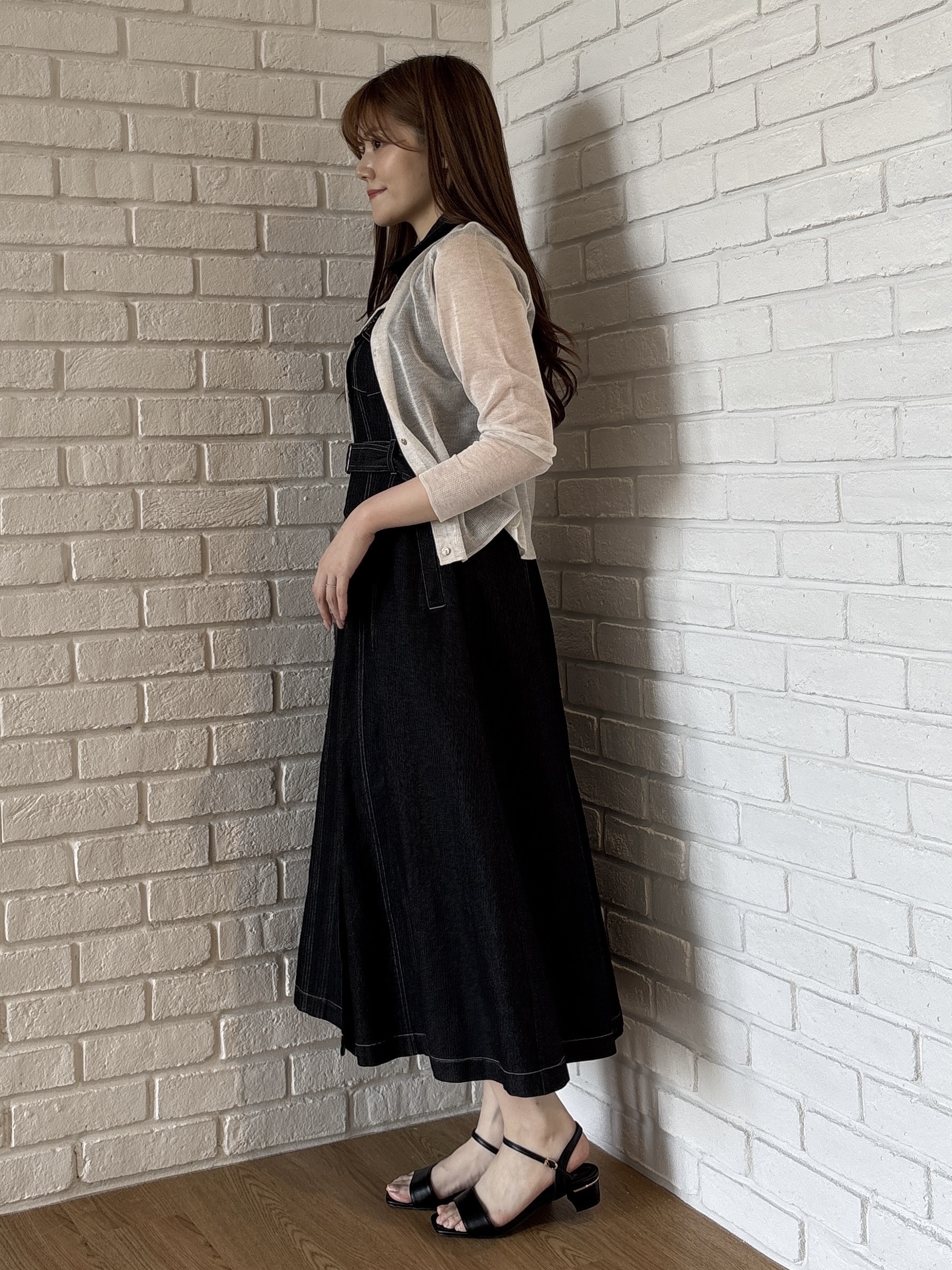 sayaさんの「grove｜高評価！【洗える/名品】大人の透け感、シアーカーディガン」を使ったコーディネート