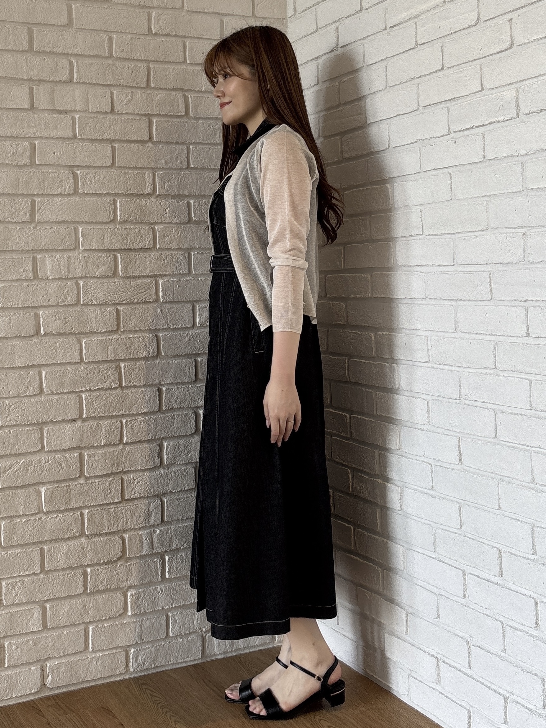 sayaさんの「grove｜高評価！【洗える/名品】大人の透け感、シアーカーディガン」を使ったコーディネート