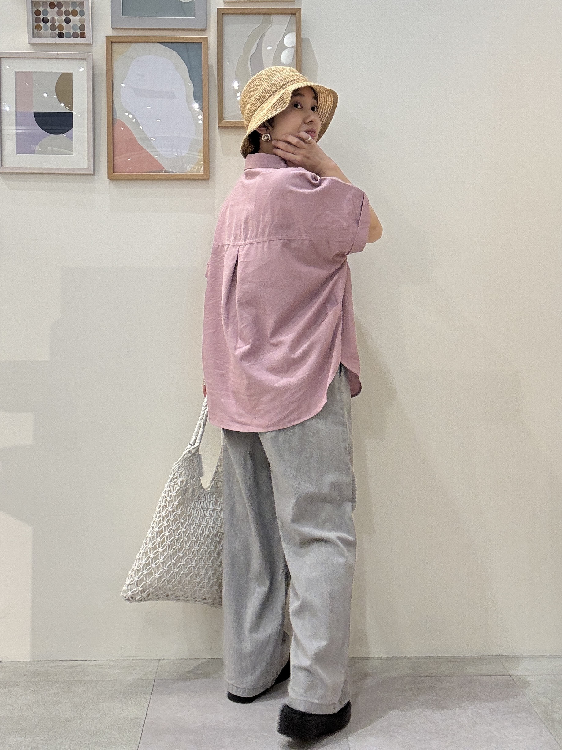 たけぴさんの「SHOO･LA･RUE｜【UV/吸水速乾/抗菌防臭】インせず着られる フレンチリネンスキッパーシャツ」を使ったコーディネート