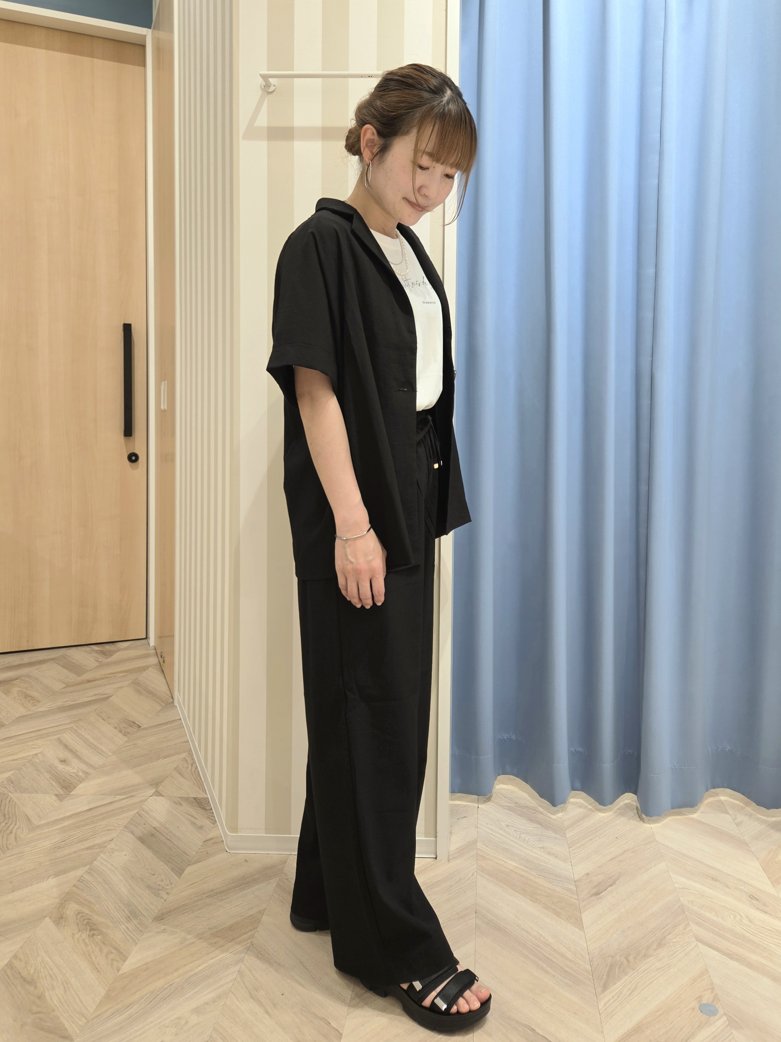 Ikumiさんの「SHOO･LA･RUE｜【高レビュー/洗濯機可/セットアップ可】軽凛(かろりん) 半袖ジャケット」を使ったコーディネート