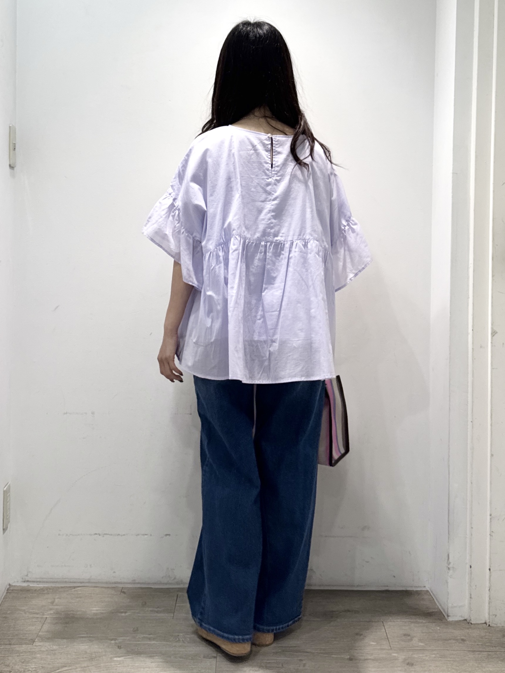 yuicciさんの「OPAQUE.CLIP｜フリルペプラムブラウス【洗濯機OK】」を使ったコーディネート