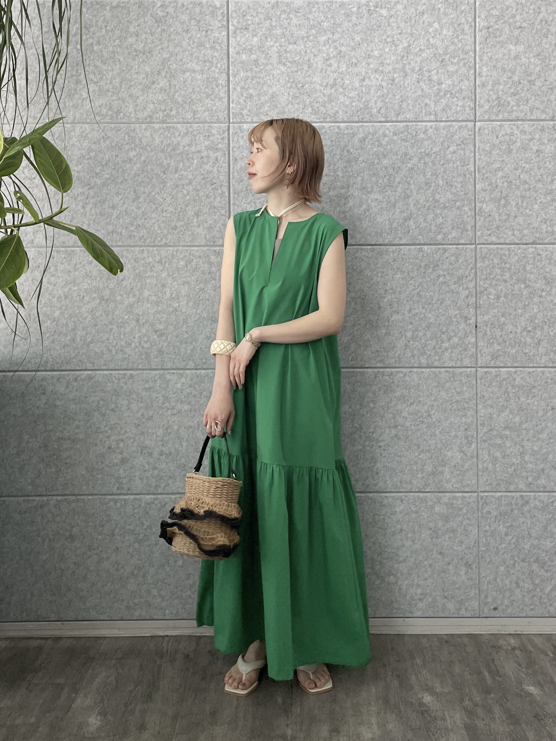 mikuさんの「INDIVI｜2WAYスキッパーワンピース【再入荷／接触冷感】」を使ったコーディネート