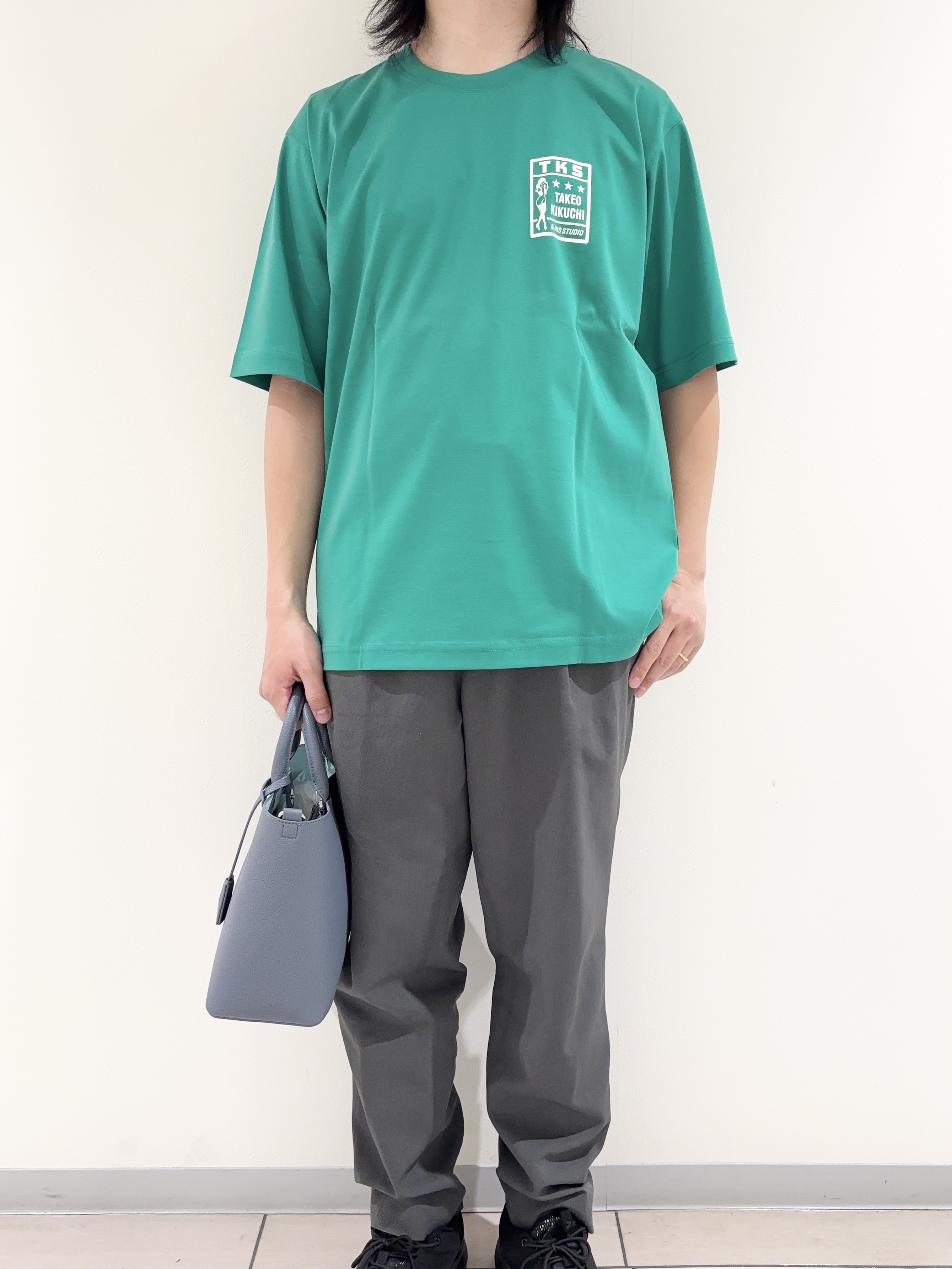 及川さんの「TAKEO KIKUCHI｜【BOWLER HAT LABEL】アイスクリアコットン ラッキーセブン 半袖Tシャツ」を使ったコーディネート