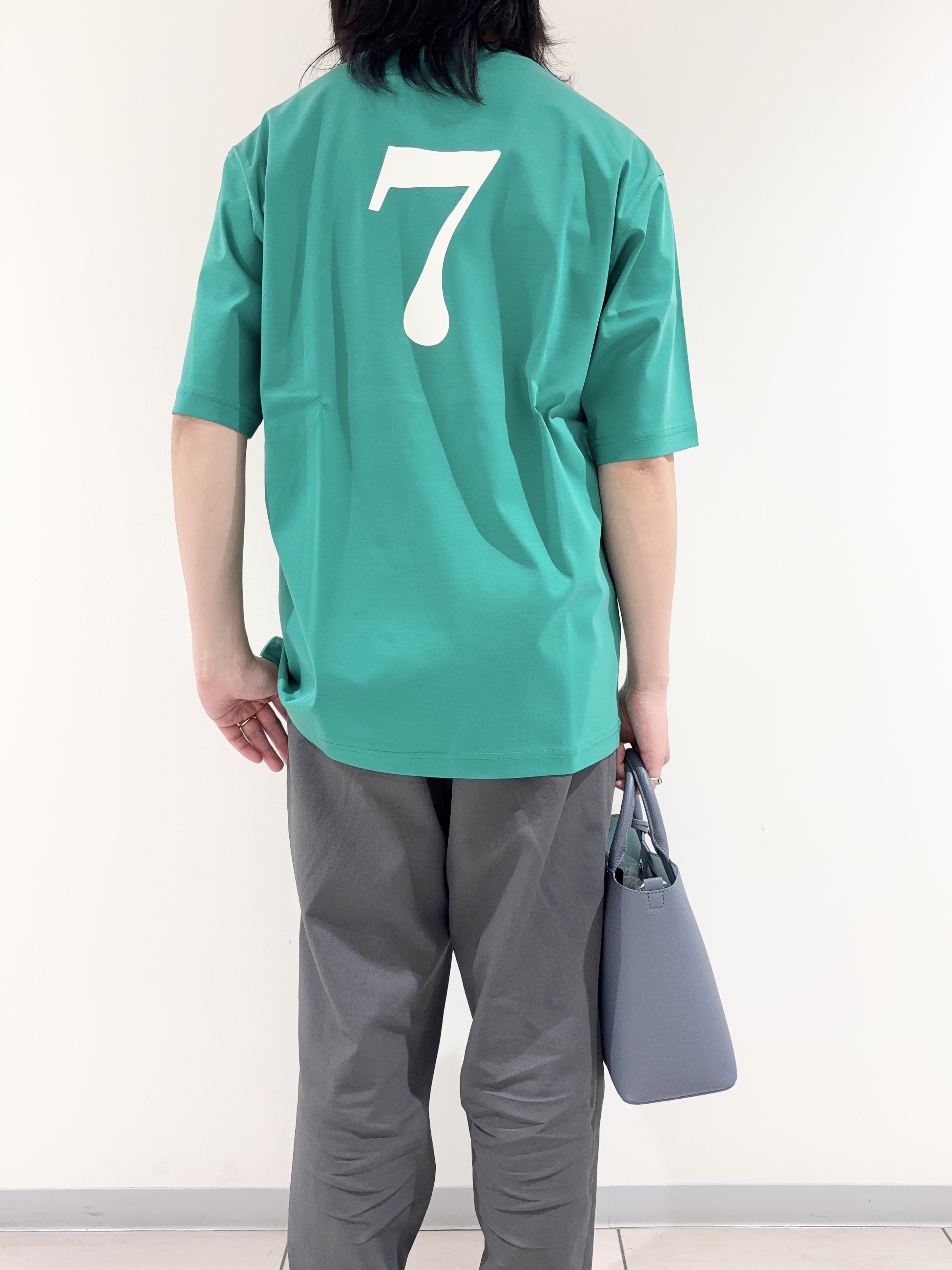 及川さんの「TAKEO KIKUCHI｜【BOWLER HAT LABEL】アイスクリアコットン ラッキーセブン 半袖Tシャツ」を使ったコーディネート