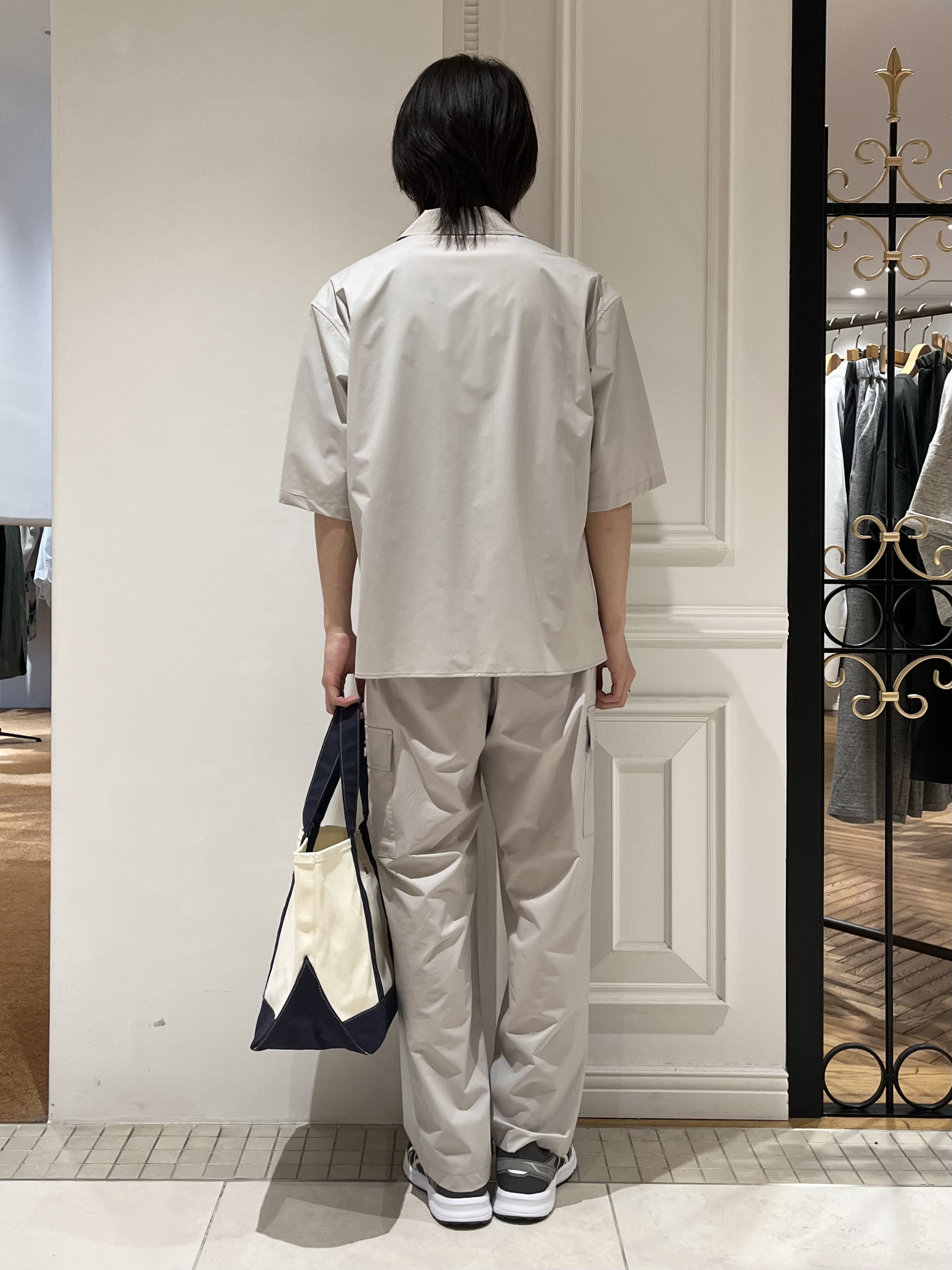 Watanabeさんの「DRESSTERIOR｜◆【セットアップ可/ウォッシャブル】SOLOTEX ストレッチパンツ」を使ったコーディネート