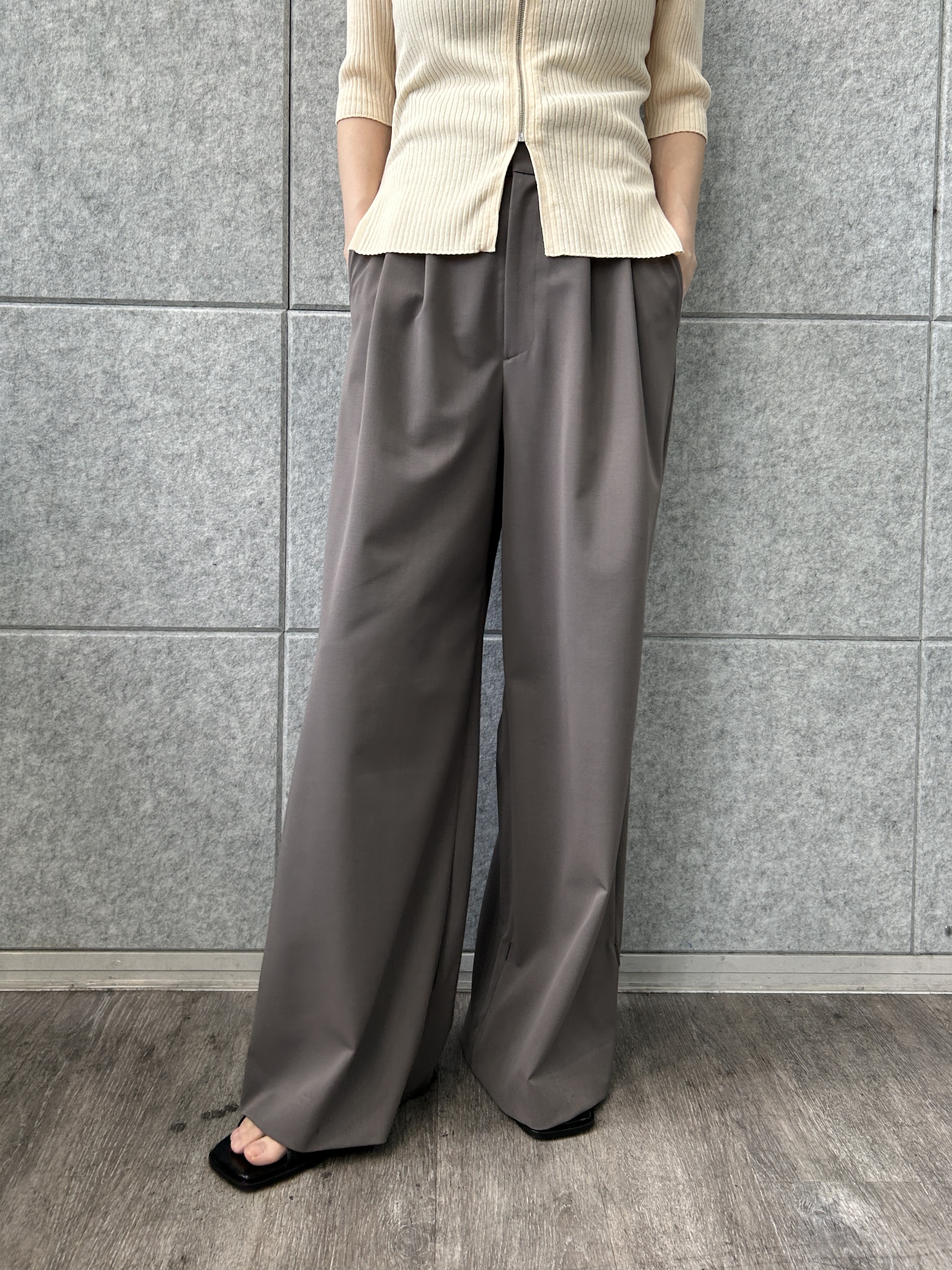 harunaさんの「CODE A｜rib zip cardigan」を使ったコーディネート