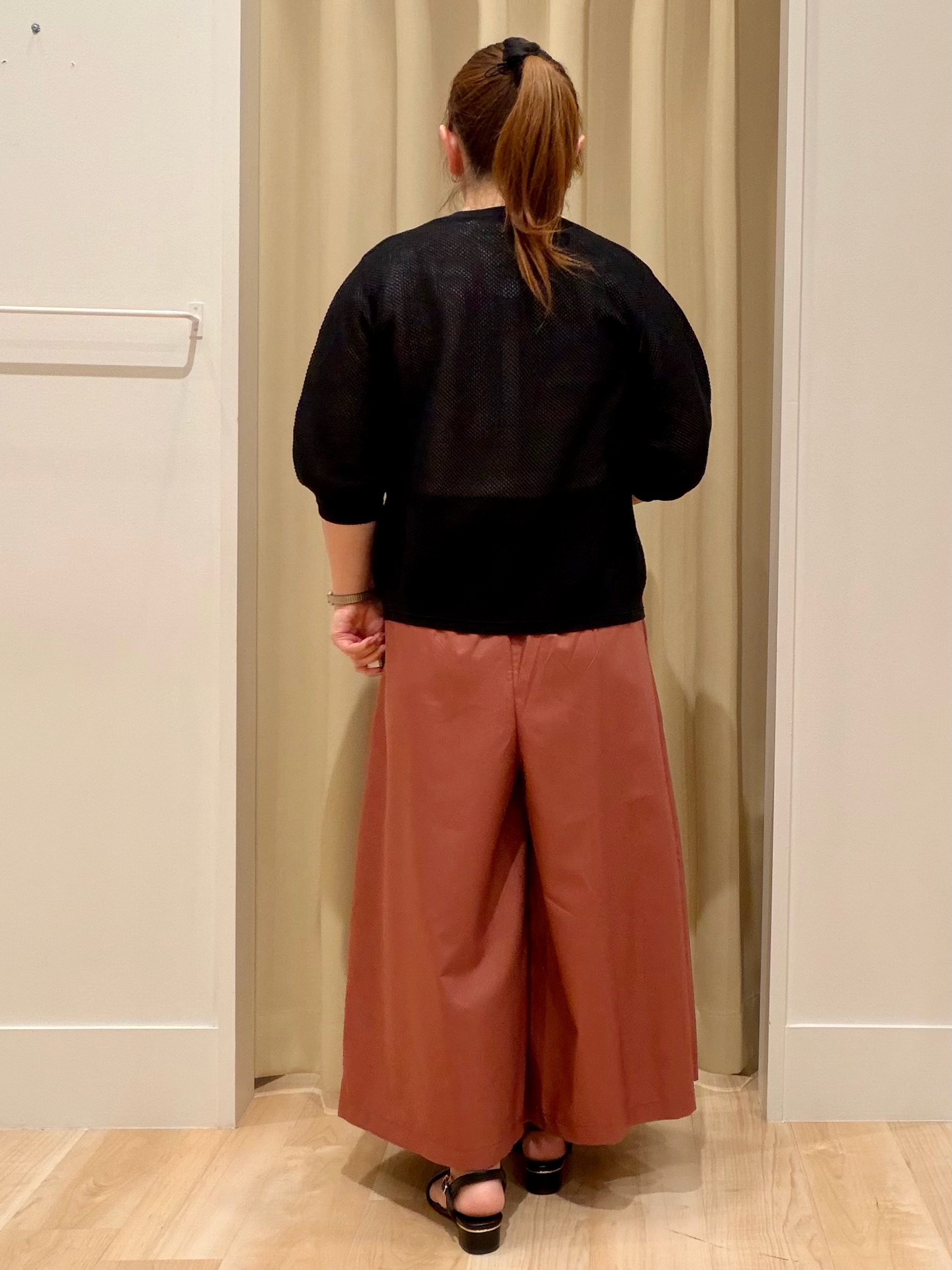 たまさんの「grove｜【洗える】透けない、大人のメッシュカーディガン」を使ったコーディネート