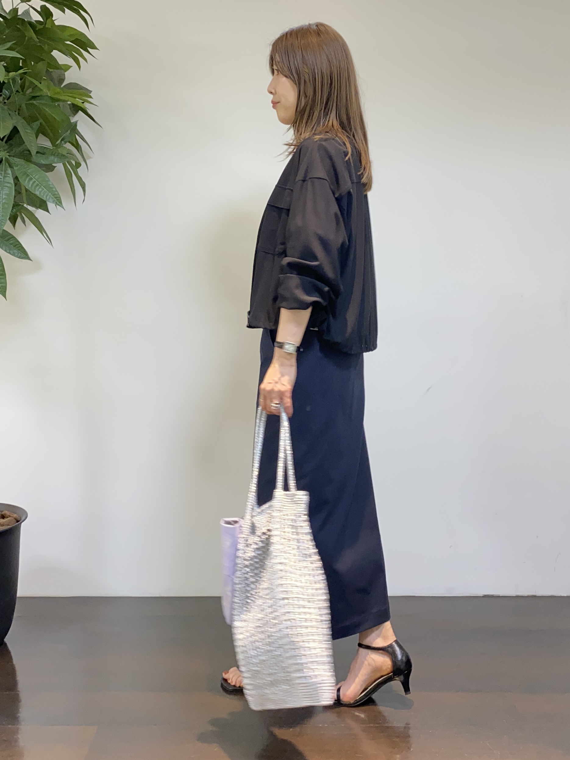 tomoさんの「UNTITLED｜◆【古畑星夏さん着用/洗える】シアーブルゾン」を使ったコーディネート