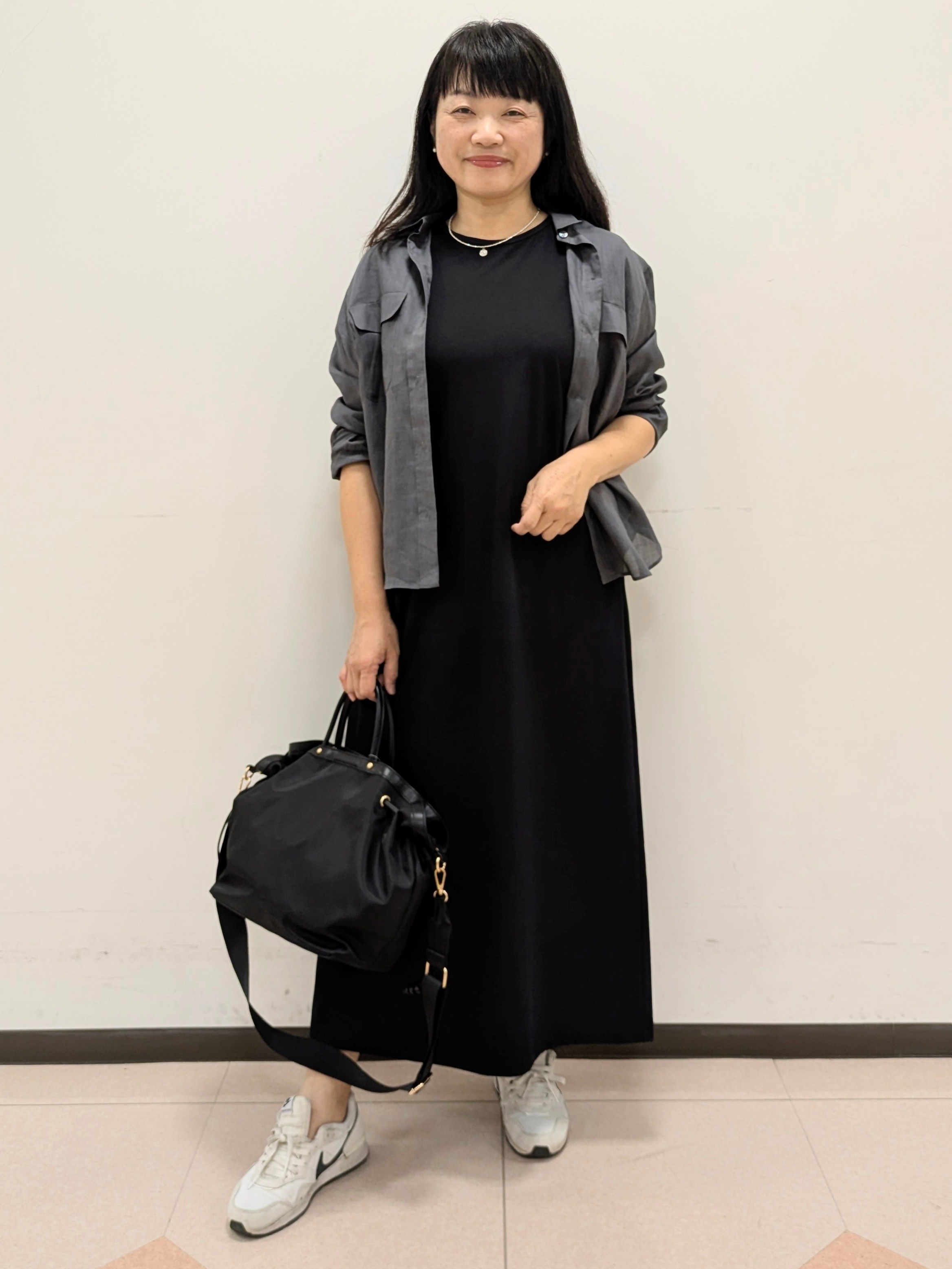ともさんの「UNTITLED｜【接触冷感】ドライタッチシャツ」を使ったコーディネート