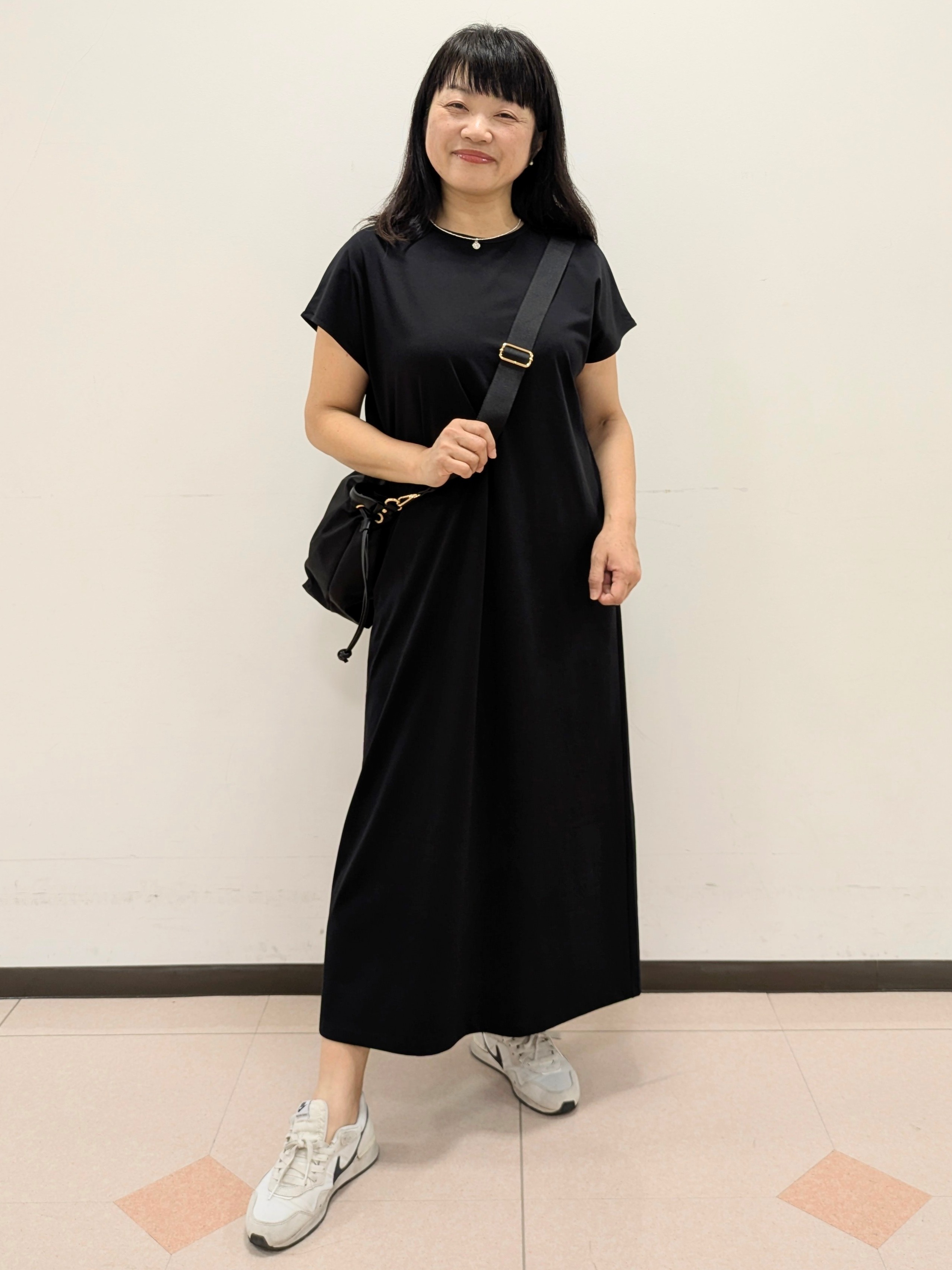 ともさんの「UNTITLED｜【接触冷感】ドライタッチシャツ」を使ったコーディネート