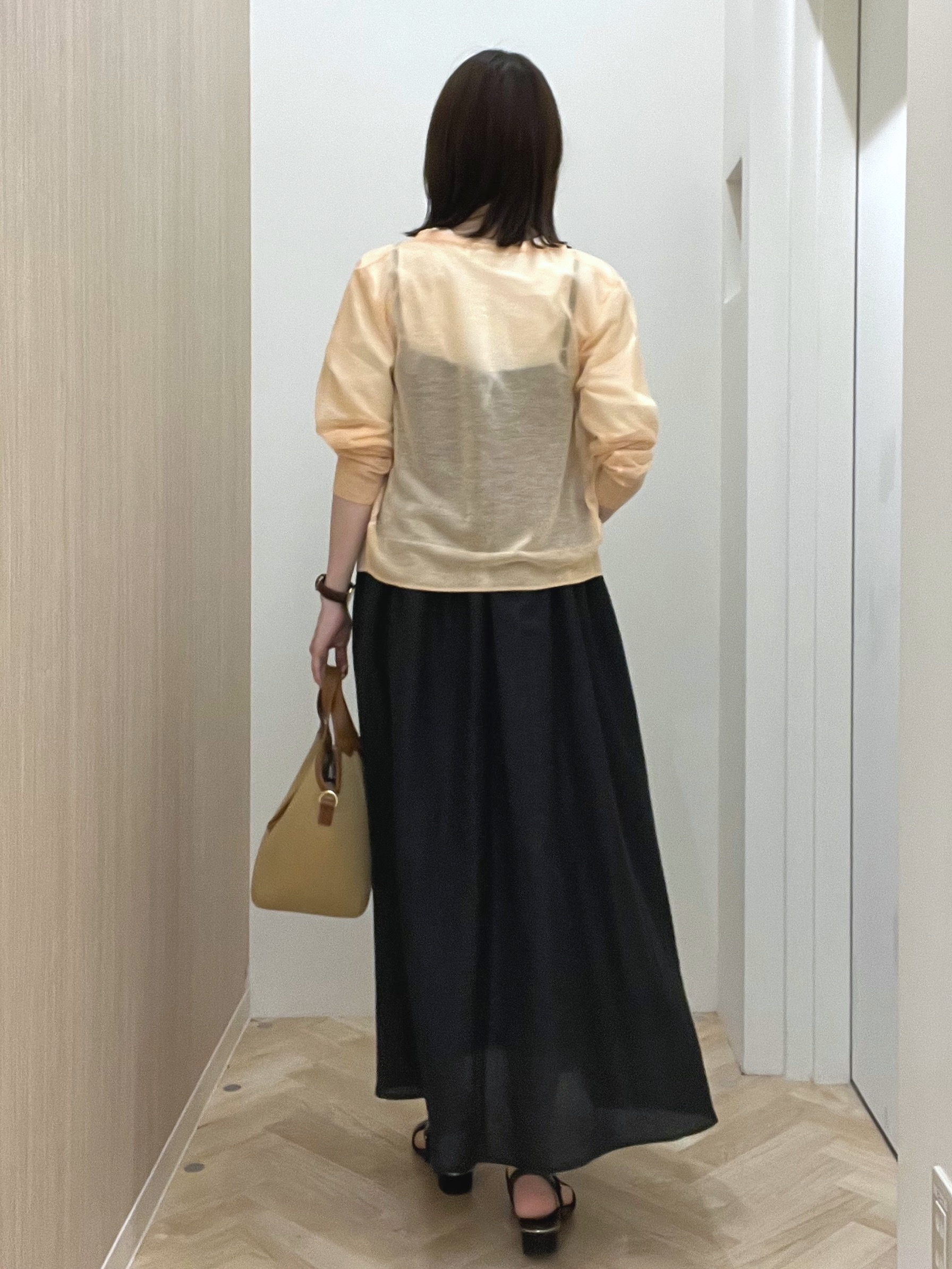  おまつさんの「grove｜高評価！【洗える/名品】大人の透け感、シアーカーディガン」を使ったコーディネート