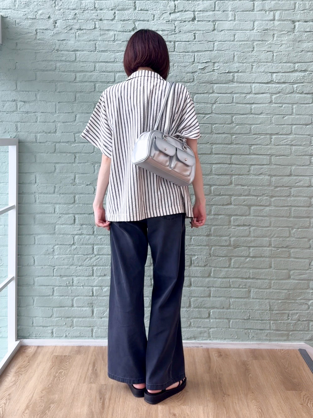 𝐜𝐡𝐢𝐤𝐚さんの「SHOO･LA･RUE｜【S-LL/吸水速乾/セットアップ可】羽織るだけで主役になる サッカーストライプシャツジャケット」を使ったコーディネート