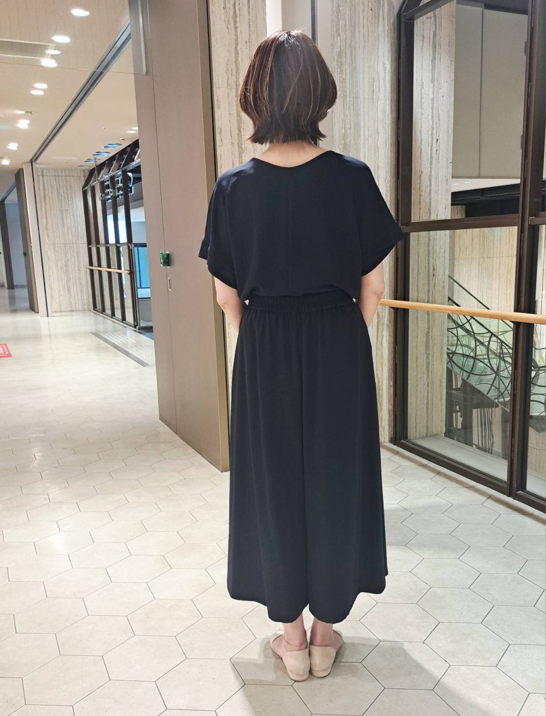 姉さんさんの「UNTITLED｜【セットアップ可/UVカット/前後2WAY】リラクシーフレンチスリーブブラウス」を使ったコーディネート