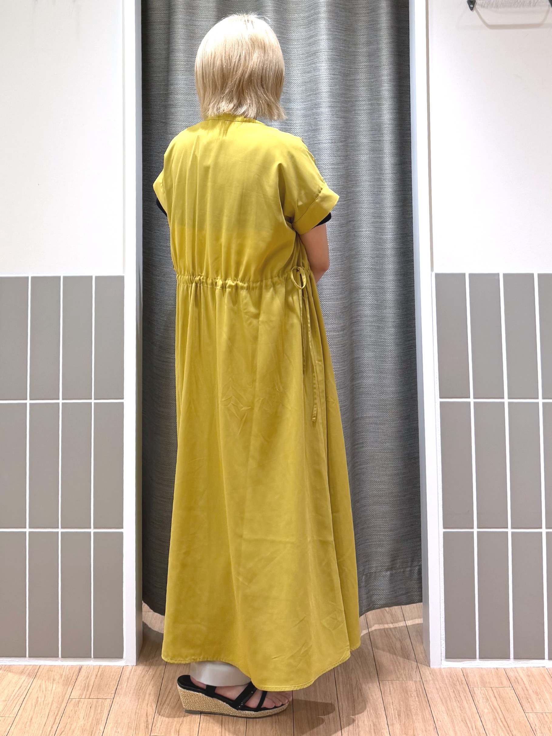 myuさんの「grove｜【シリーズ累計36万枚！名品ニット】やわらかドライタッチ ドルマンニット」を使ったコーディネート