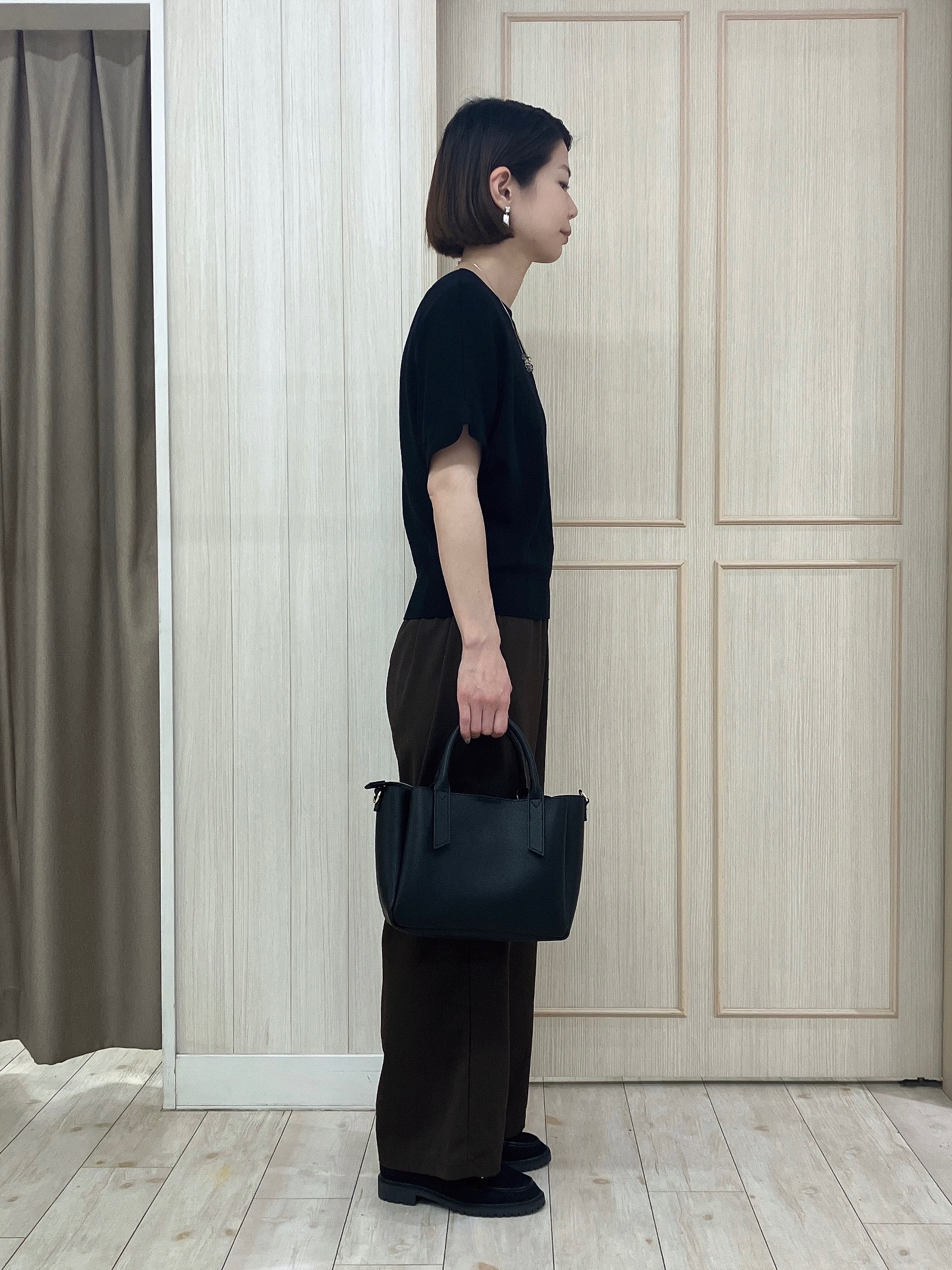 Turnerさんの「SHOO･LA･RUE｜【毎日洗える/UV】二の腕隠れる さらっとドルマン半袖ニット」を使ったコーディネート