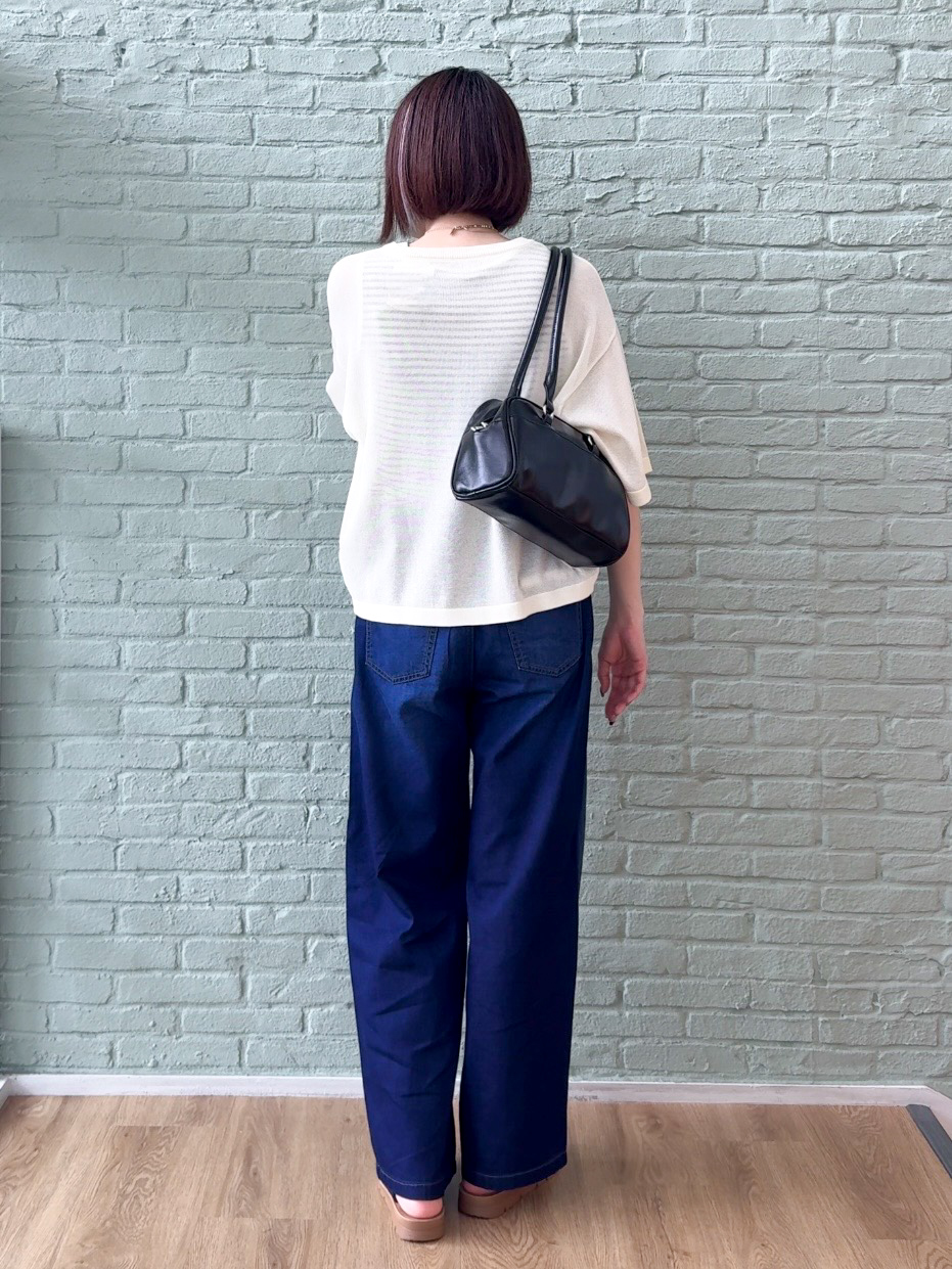 𝐜𝐡𝐢𝐤𝐚さんの「SHOO･LA･RUE｜【体型カバー】程よい透け感 デザインアソート 5分袖シアーニット」を使ったコーディネート