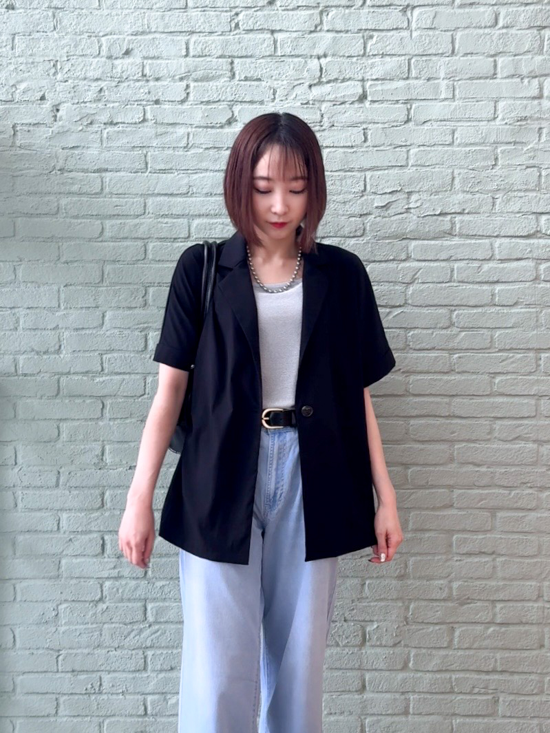 𝐜𝐡𝐢𝐤𝐚さんの「SHOO･LA･RUE｜【高レビュー/洗濯機可/セットアップ可】軽凛(かろりん) 半袖ジャケット」を使ったコーディネート