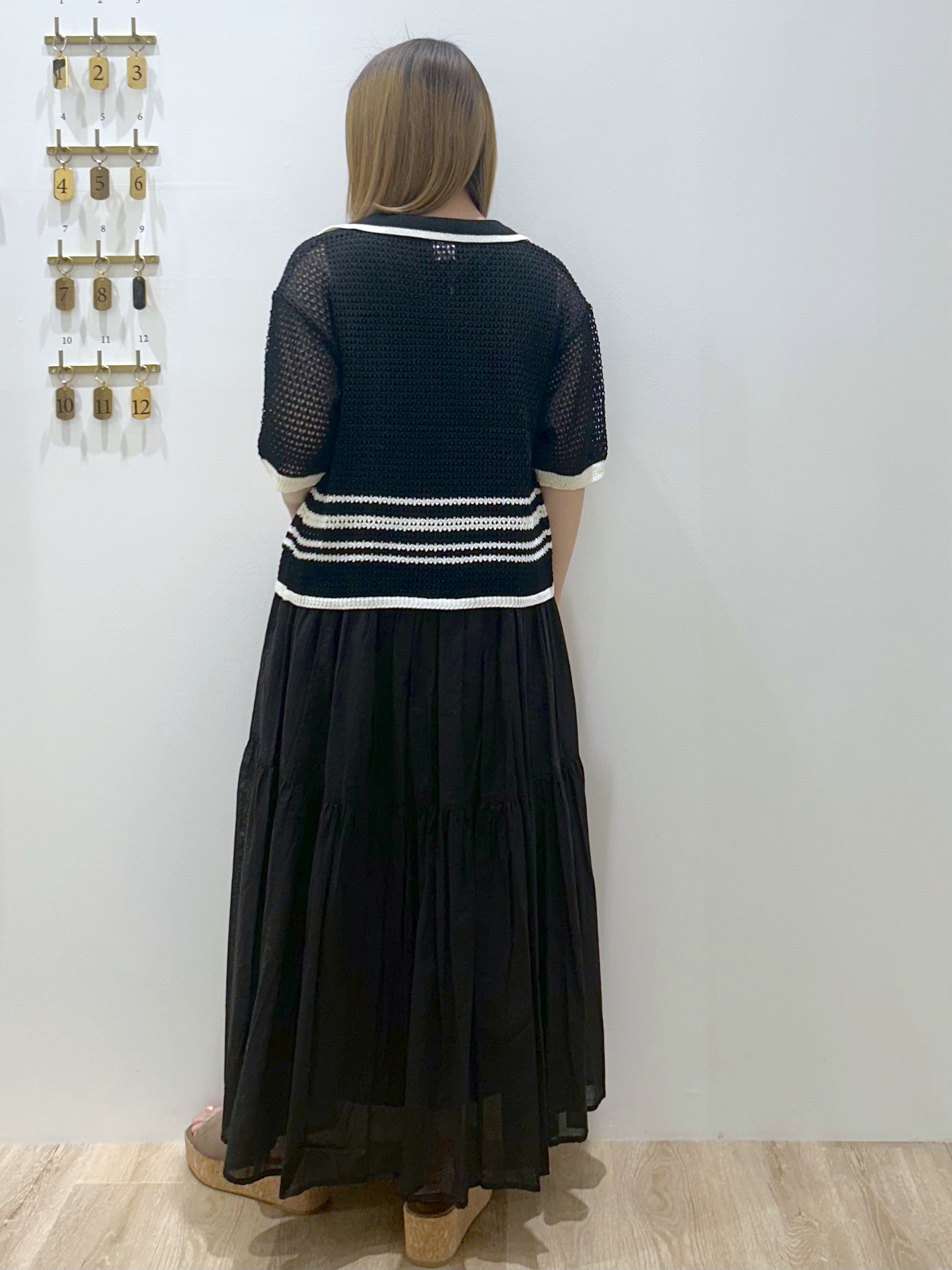 suzukaさんの「OPAQUE.CLIP｜配色メッシュ開襟ニットカーディガン【洗える】」を使ったコーディネート