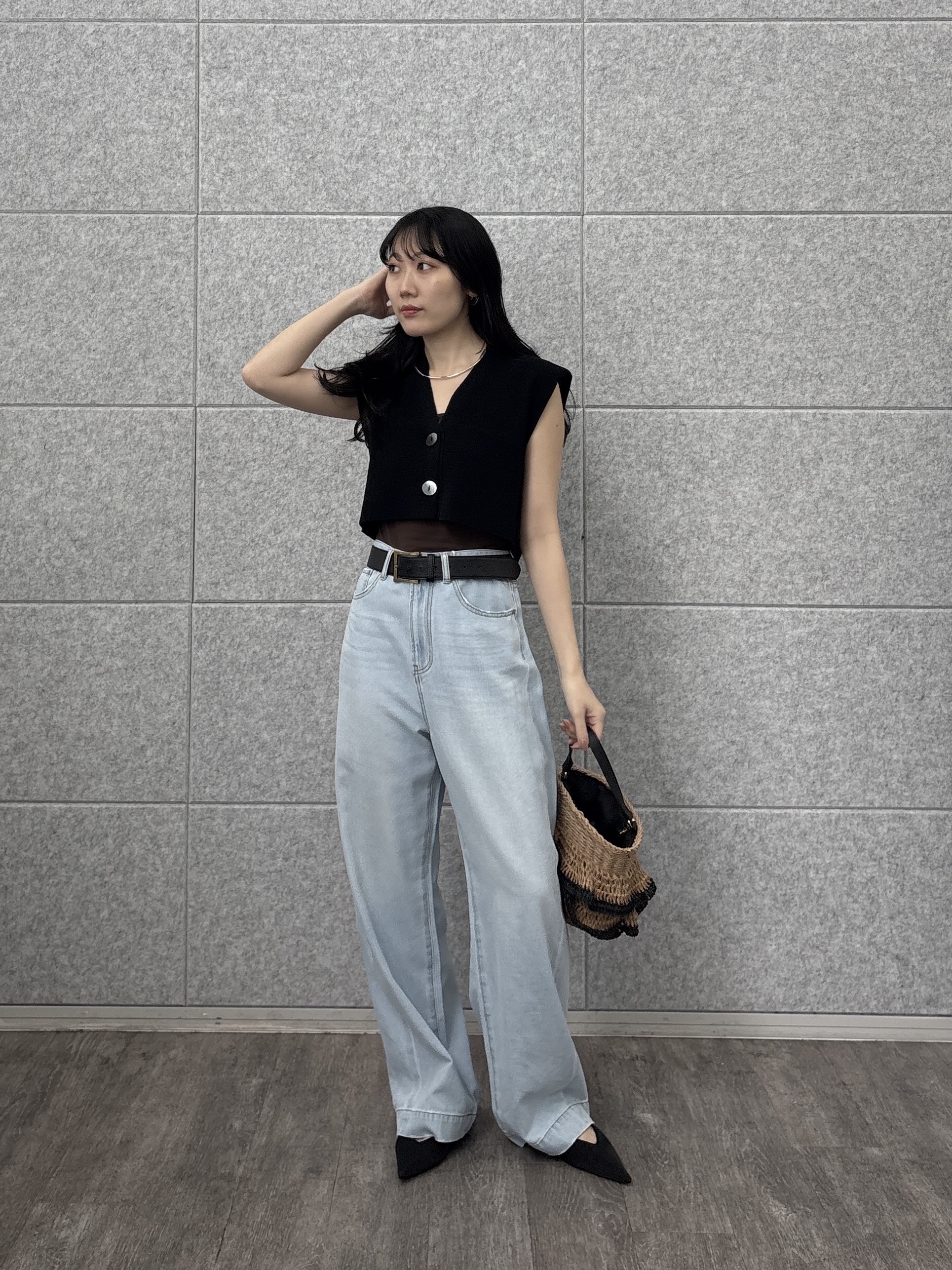 rinaさんの「INDIVI｜立体フリル編みバッグ」を使ったコーディネート
