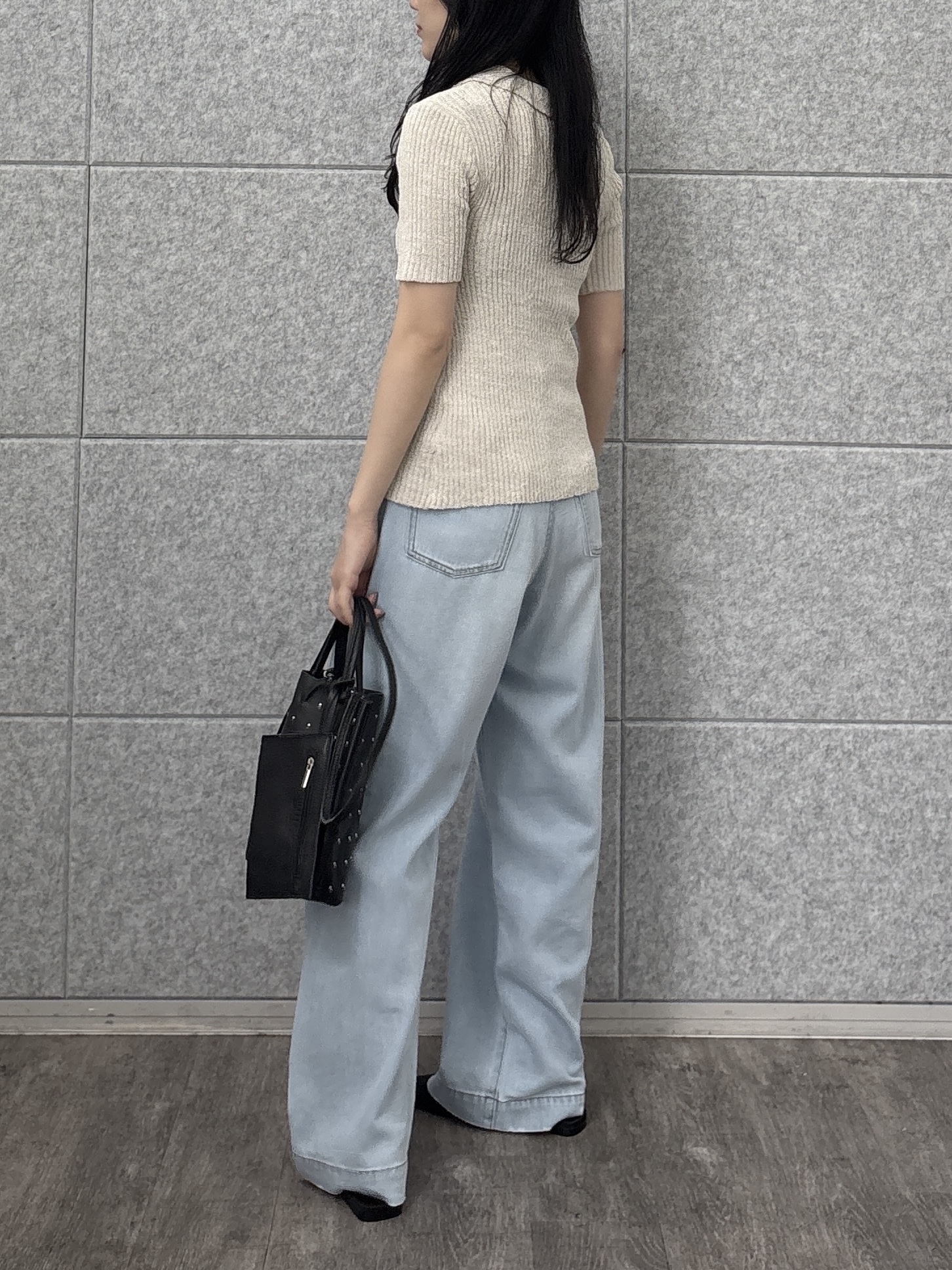 rinaさんの「INDIVI｜ハーフスリーブポロニットカーデ」を使ったコーディネート