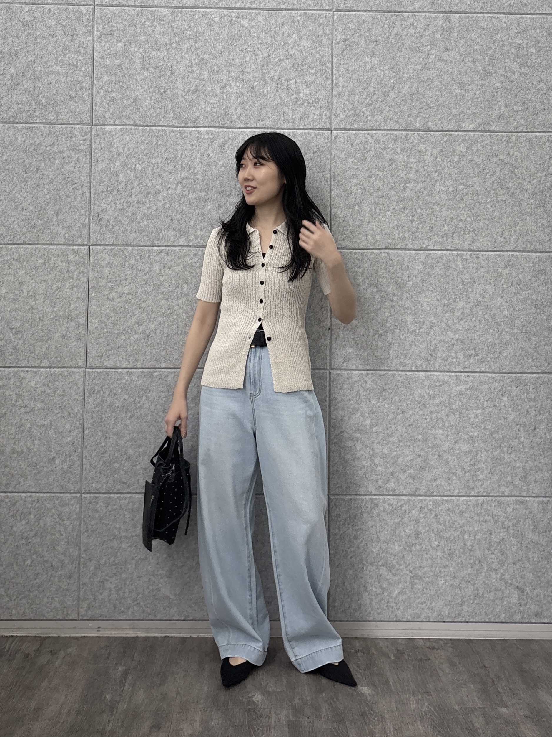 rinaさんの「INDIVI｜ハーフスリーブポロニットカーデ」を使ったコーディネート