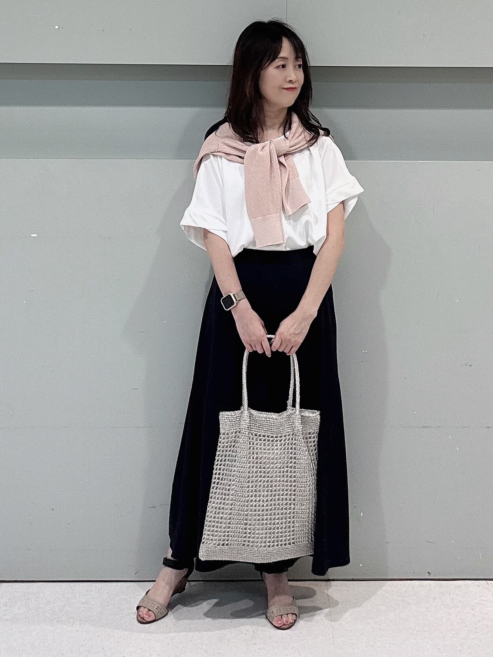 makiさんの「UNTITLED｜◆【アンサンブル可】ラメ混クルーネックカーディガン」を使ったコーディネート