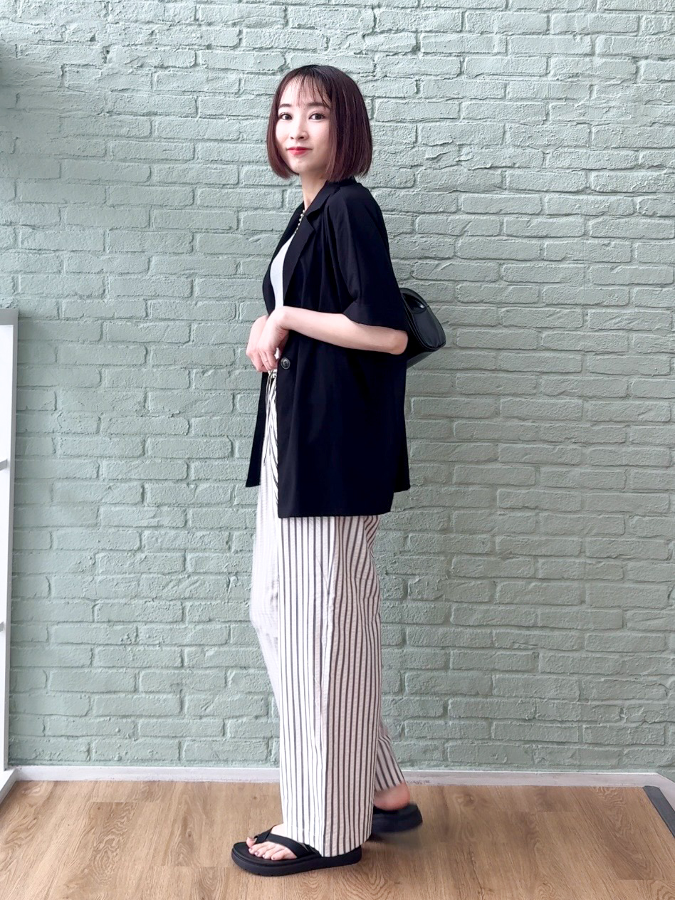𝐜𝐡𝐢𝐤𝐚さんの「SHOO･LA･RUE｜【高レビュー/洗濯機可/セットアップ可】軽凛(かろりん) 半袖ジャケット」を使ったコーディネート