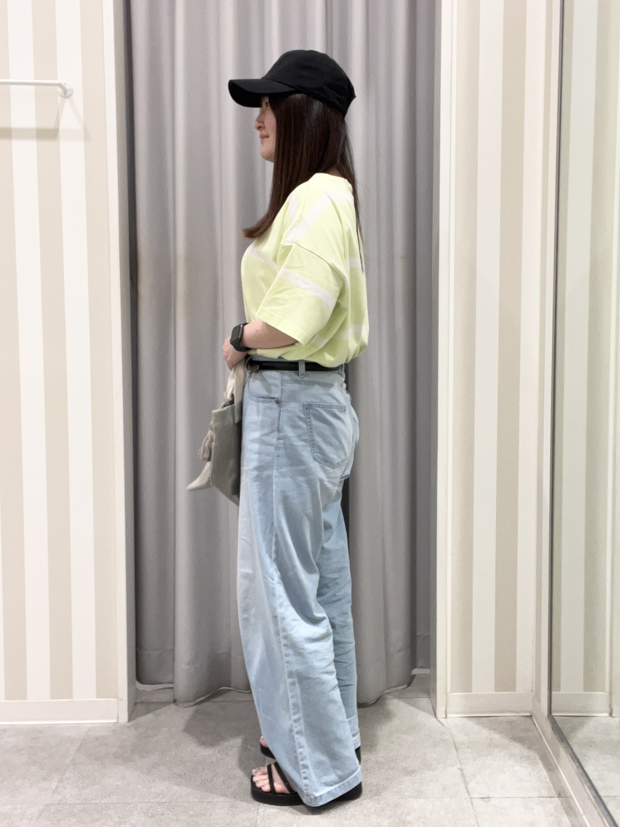 もーりぃさんの「SHOO･LA･RUE｜【S-LL】涼しげで爽やか 太ボーダー斜め切り替えTシャツ」を使ったコーディネート