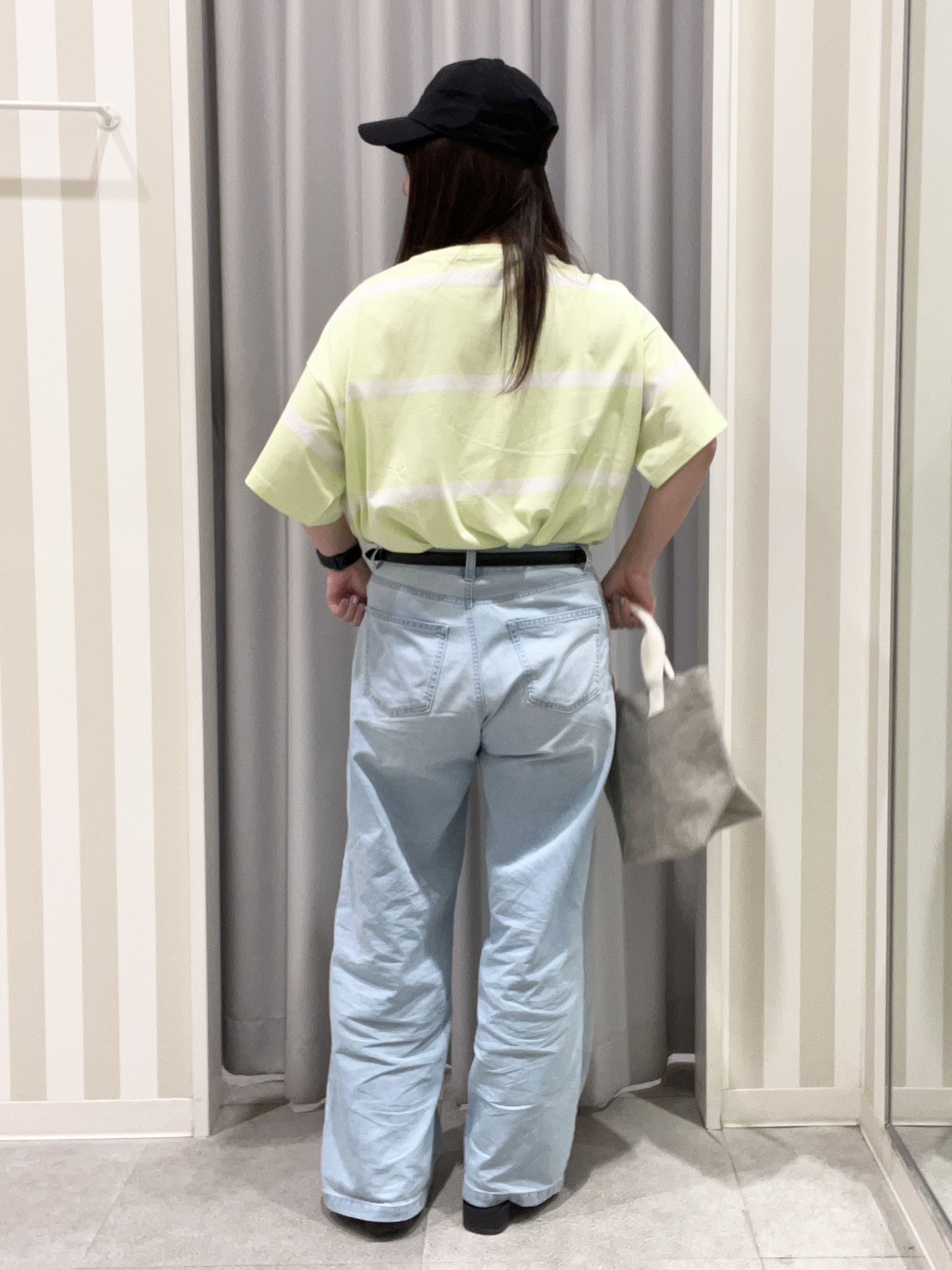 もーりぃさんの「SHOO･LA･RUE｜【S-LL】涼しげで爽やか 太ボーダー斜め切り替えTシャツ」を使ったコーディネート