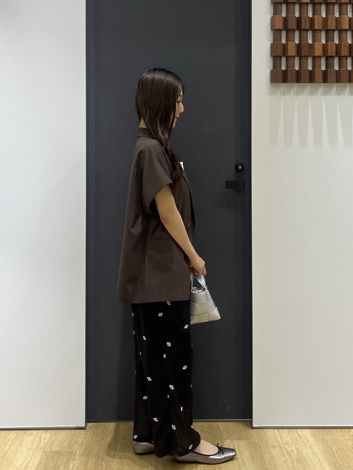 Minaさんの「Dessin｜【接触冷感/セットアップ可】ハーフスリーブジャケット」を使ったコーディネート