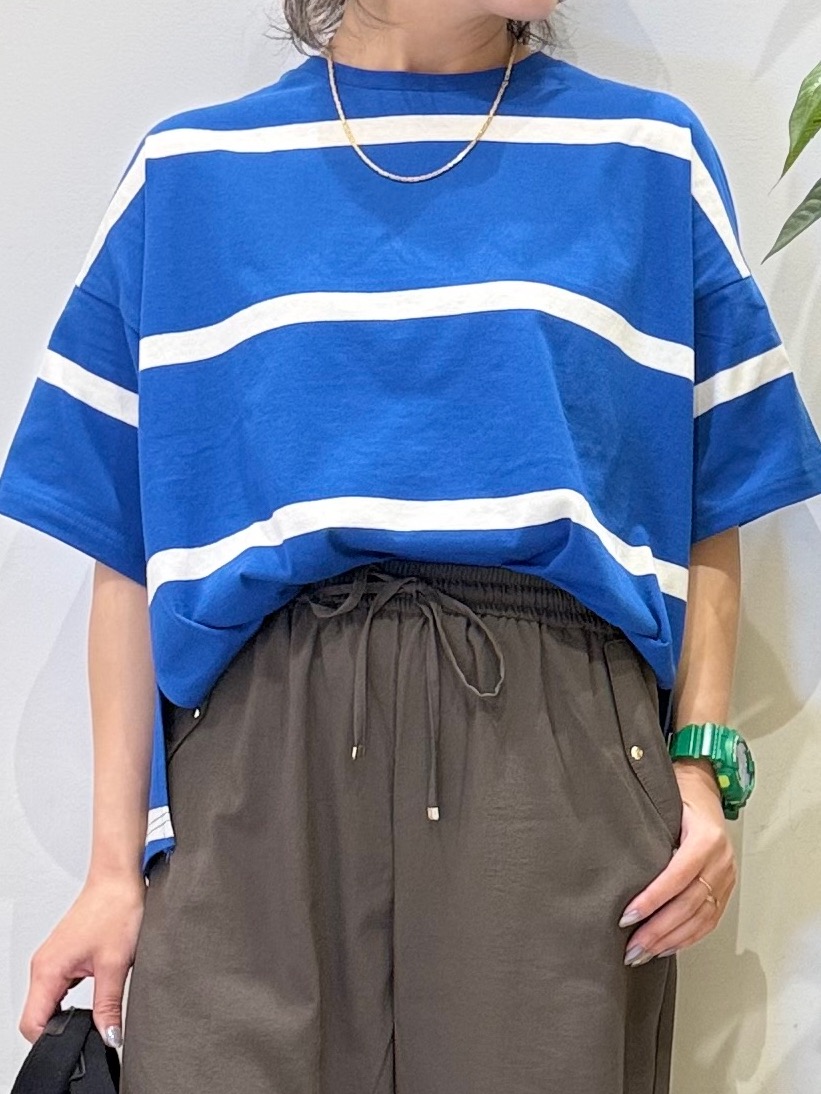 misakiさんの「SHOO･LA･RUE｜【S-LL】涼しげで爽やか 太ボーダー斜め切り替えTシャツ」を使ったコーディネート