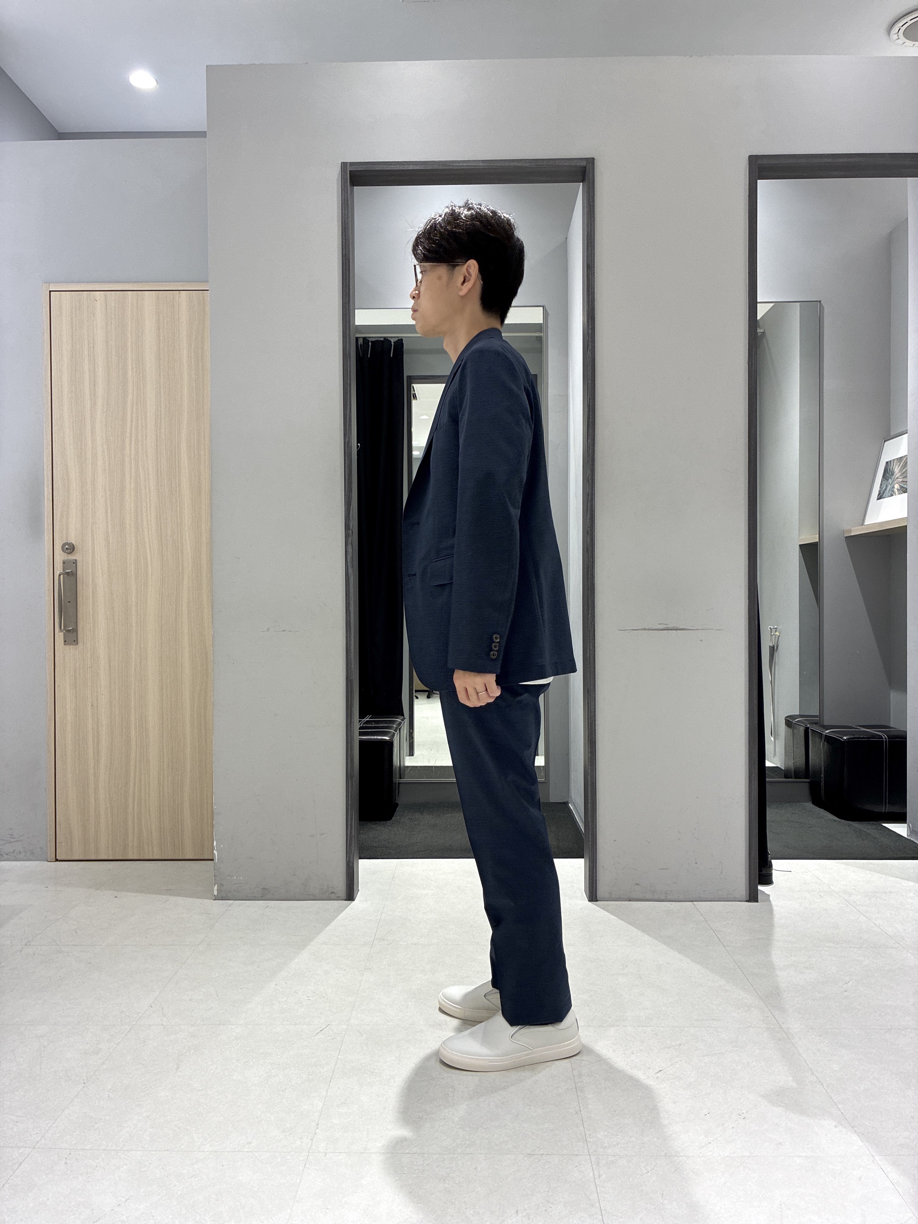 わいずみさんの「TAKEO KIKUCHI｜【抗菌防臭】COOL DOTS（R）ドビープリント ジャケット」を使ったコーディネート