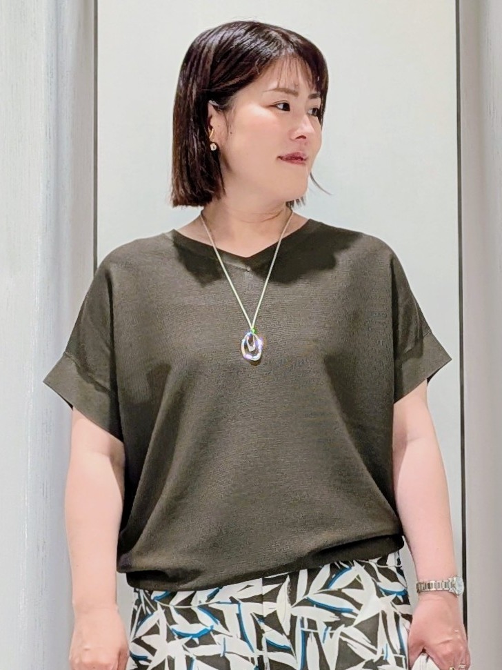Onumaさんの「UNTITLED｜【11色展開/体型カバー】前後2WAYフレンチスリーブニット」を使ったコーディネート