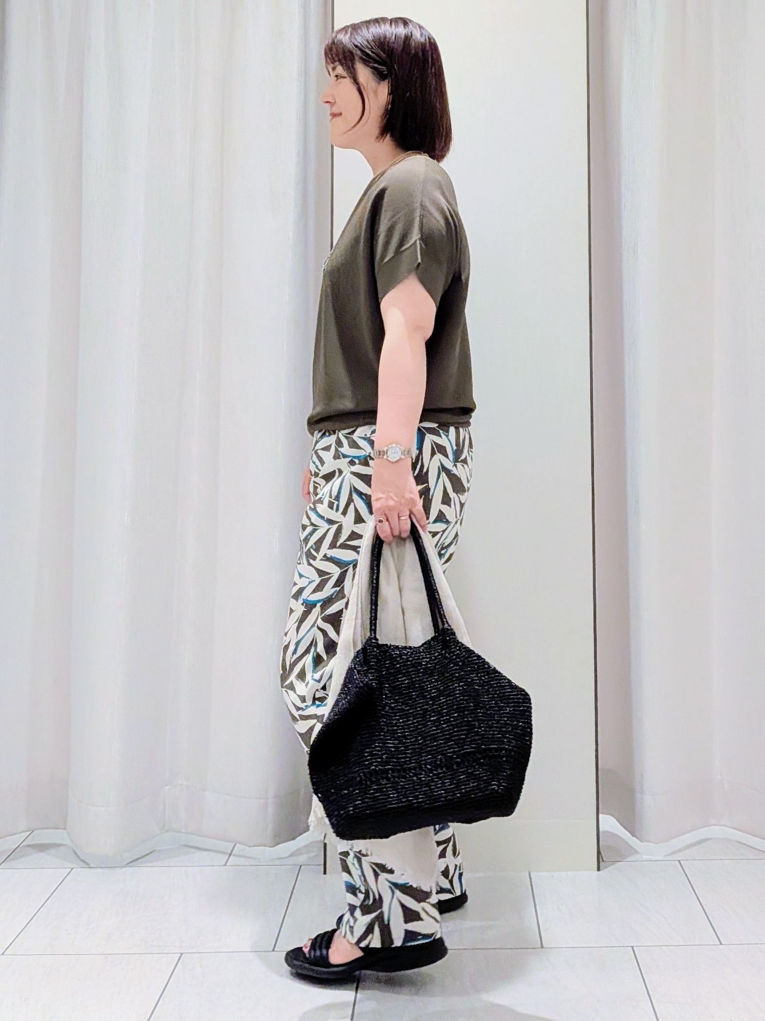 Onumaさんの「UNTITLED｜【11色展開/体型カバー】前後2WAYフレンチスリーブニット」を使ったコーディネート