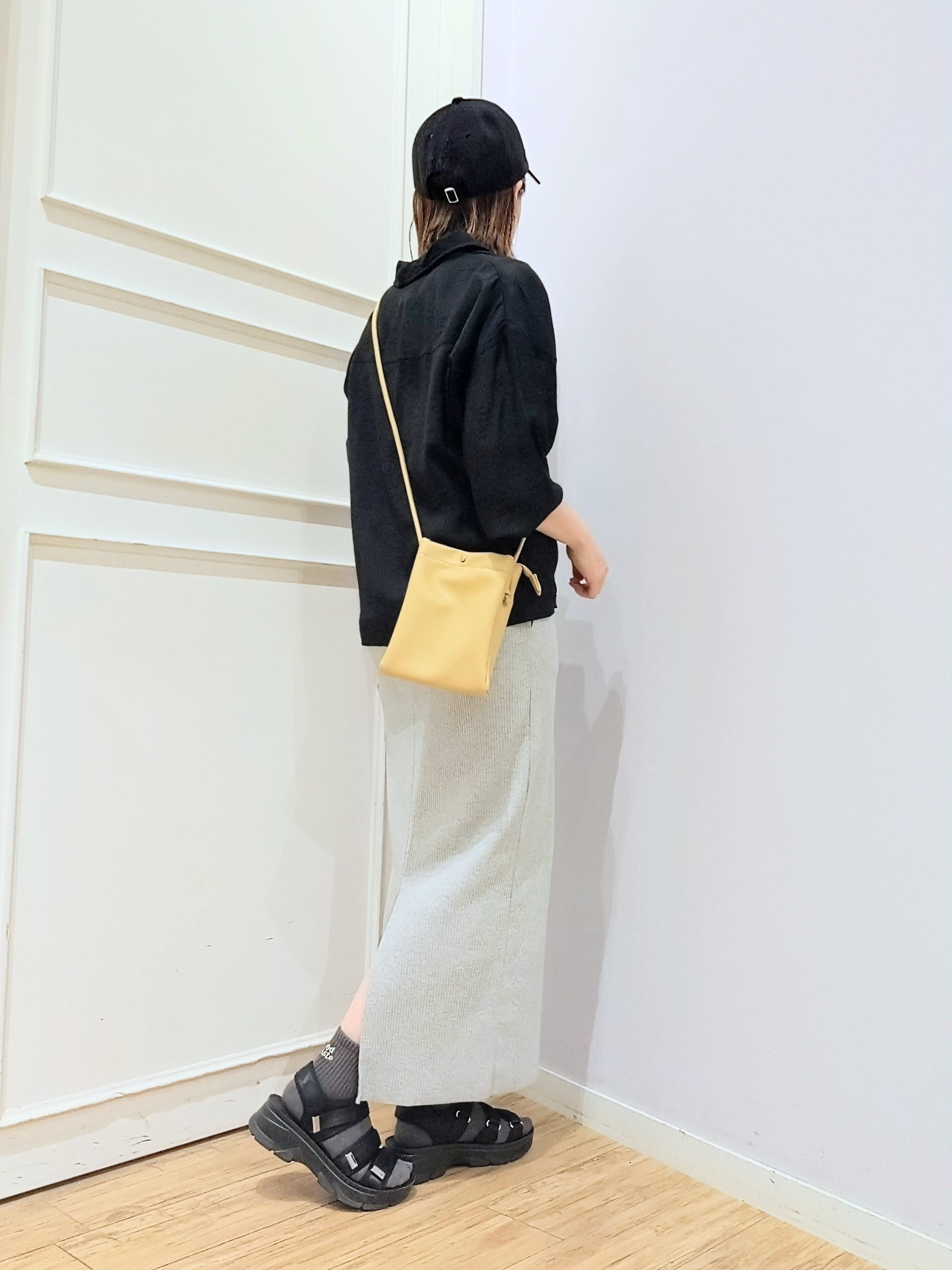 miomioさんの「SHOO･LA･RUE｜【洗濯機可/S-LL】Gジャン風シアーシャツジャケット」を使ったコーディネート