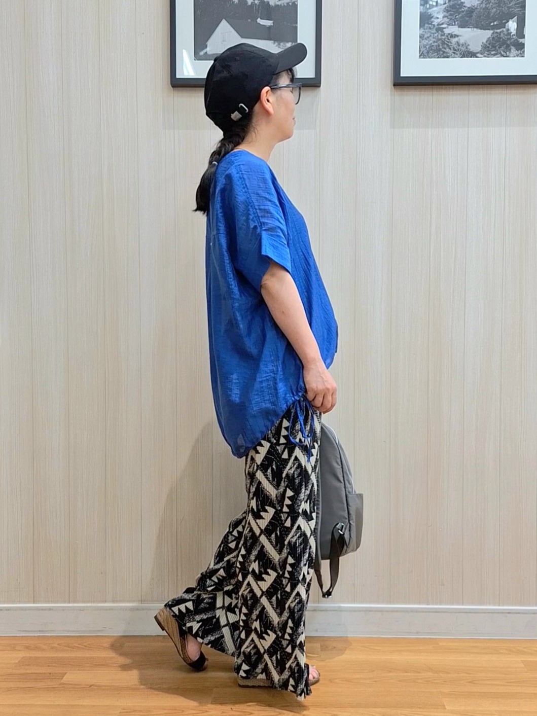 Saoさんの「SHOO･LA･RUE｜【高レビュー/体型カバー】インせず着られる スキッパー裾リボンブラウス」を使ったコーディネート