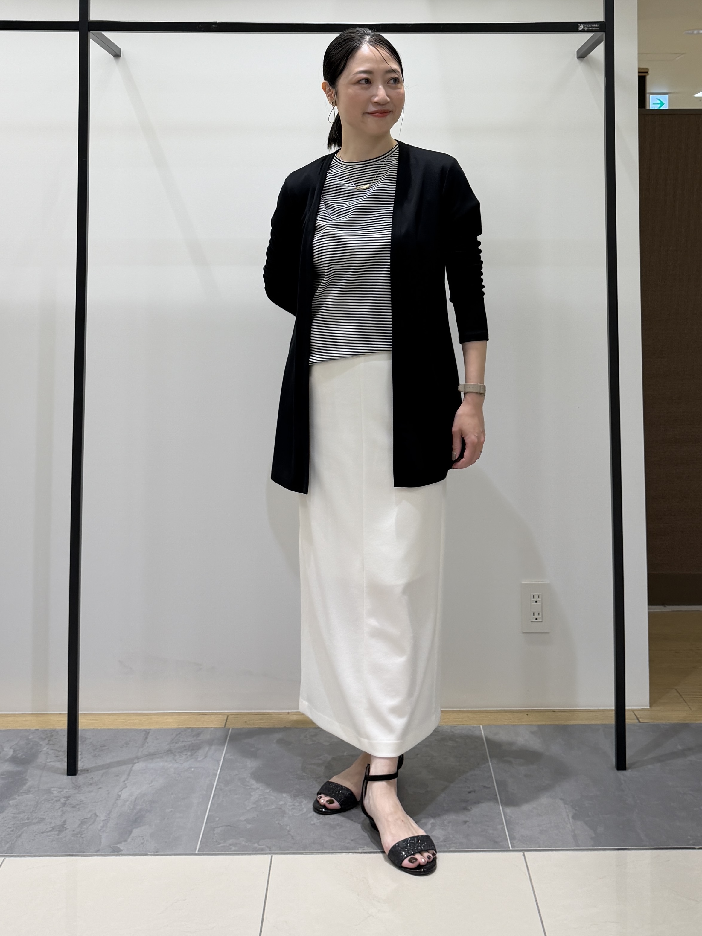 shihoさんの「INDIVI｜【UVケア】着流しミドル丈カーディガンジャージ」を使ったコーディネート