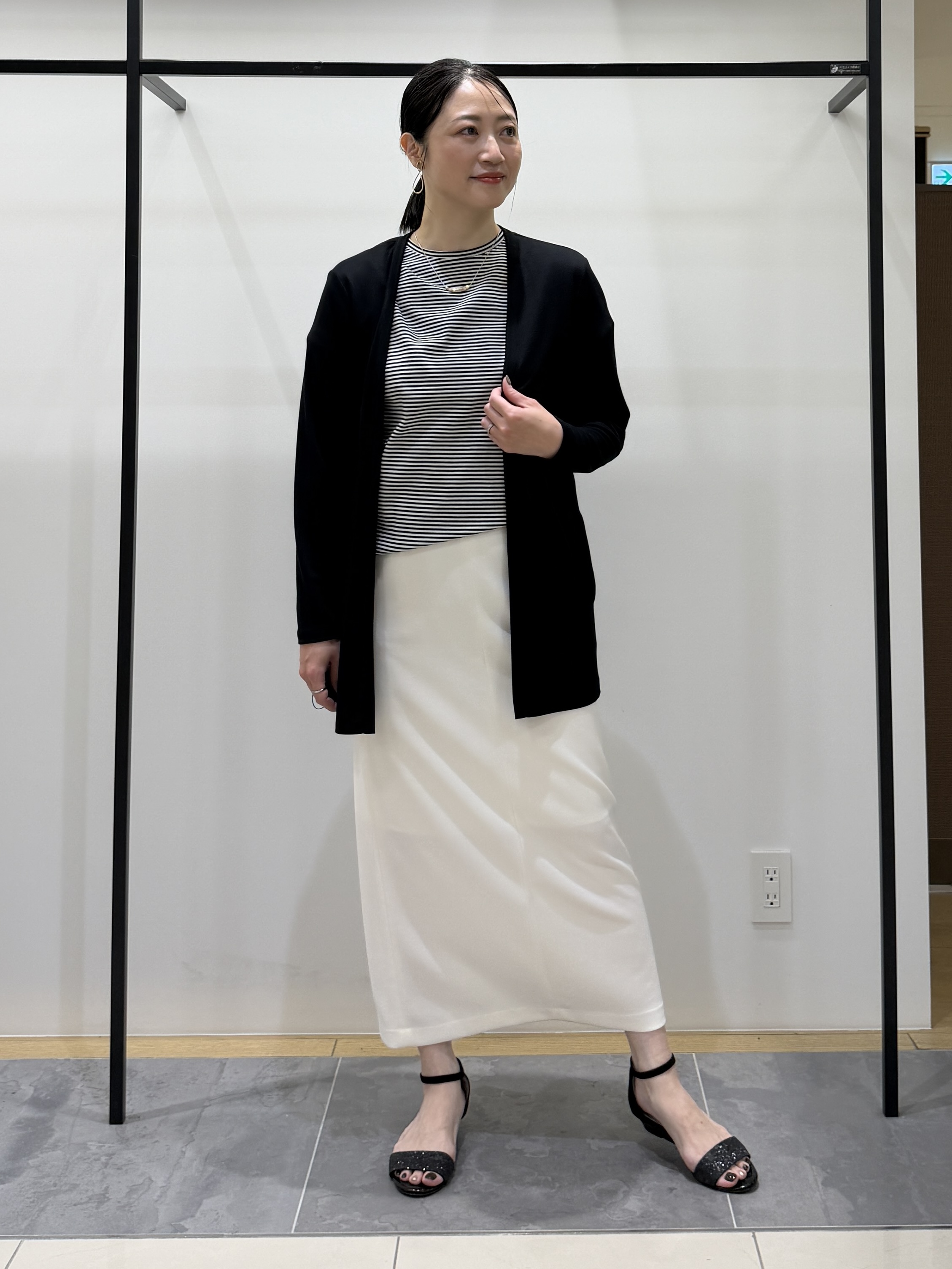 shihoさんの「INDIVI｜【UVケア】着流しミドル丈カーディガンジャージ」を使ったコーディネート